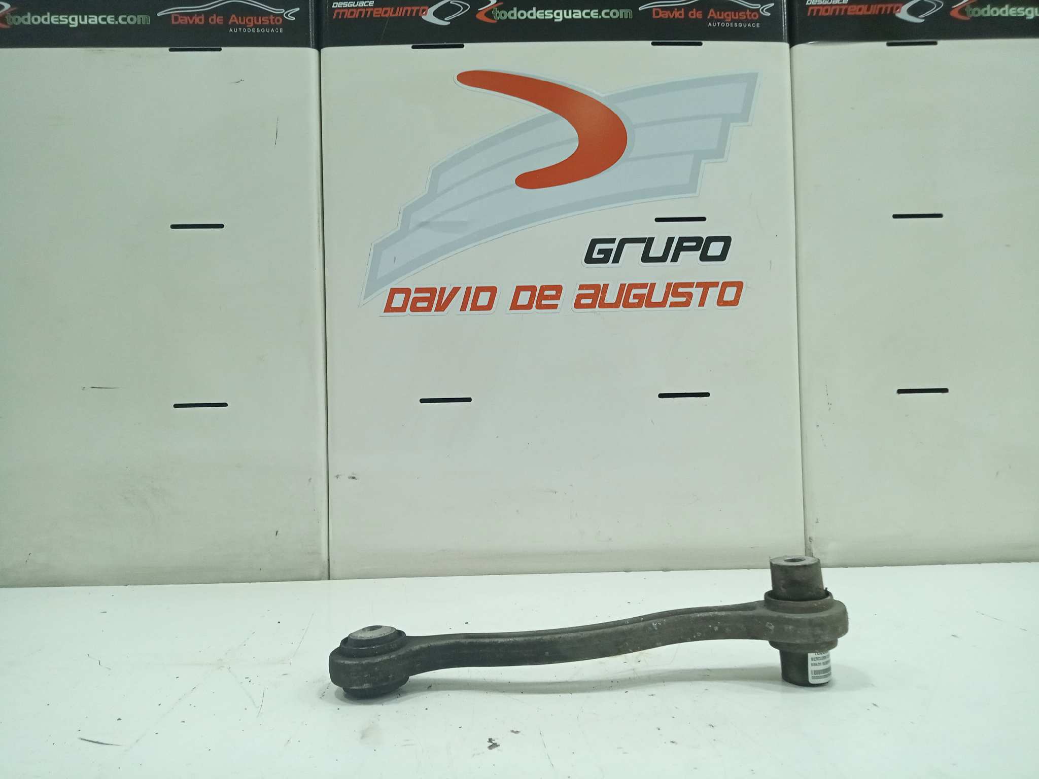 BRAZO SUSPENSION SUPERIOR TRASERO DERECHO