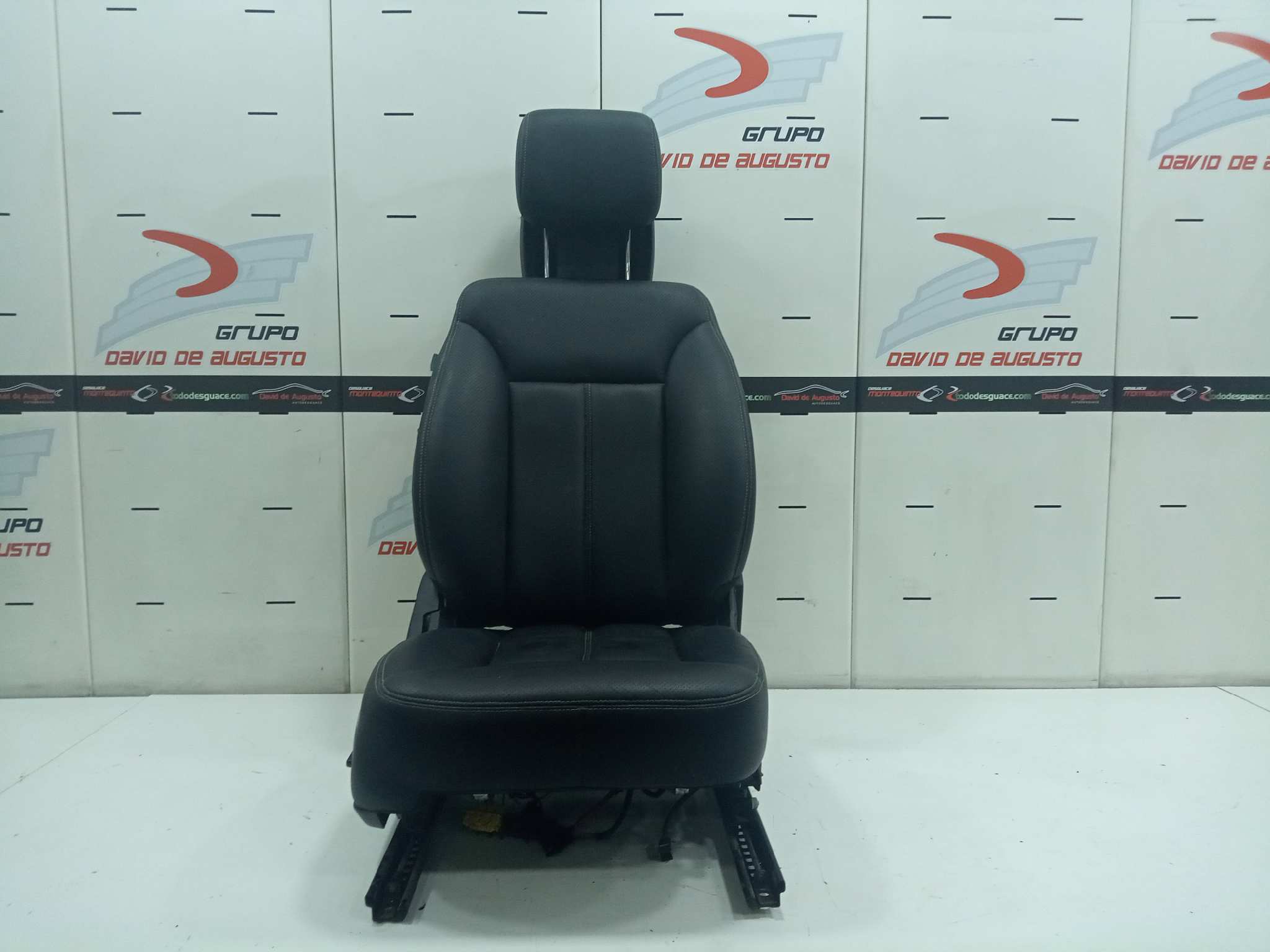 ASIENTO DELANTERO DERECHO