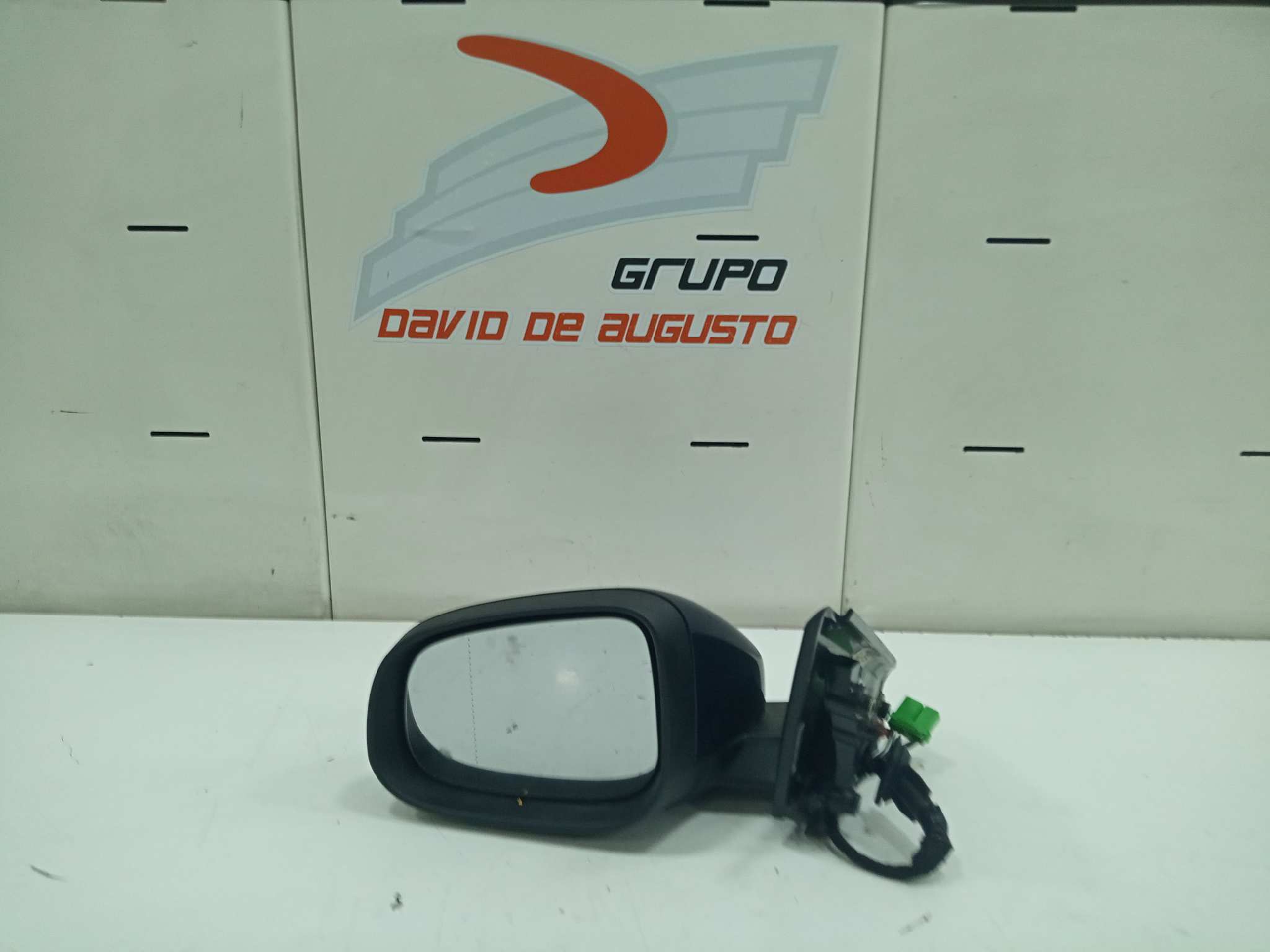 RETROVISOR IZQUIERDO ELECTRICO