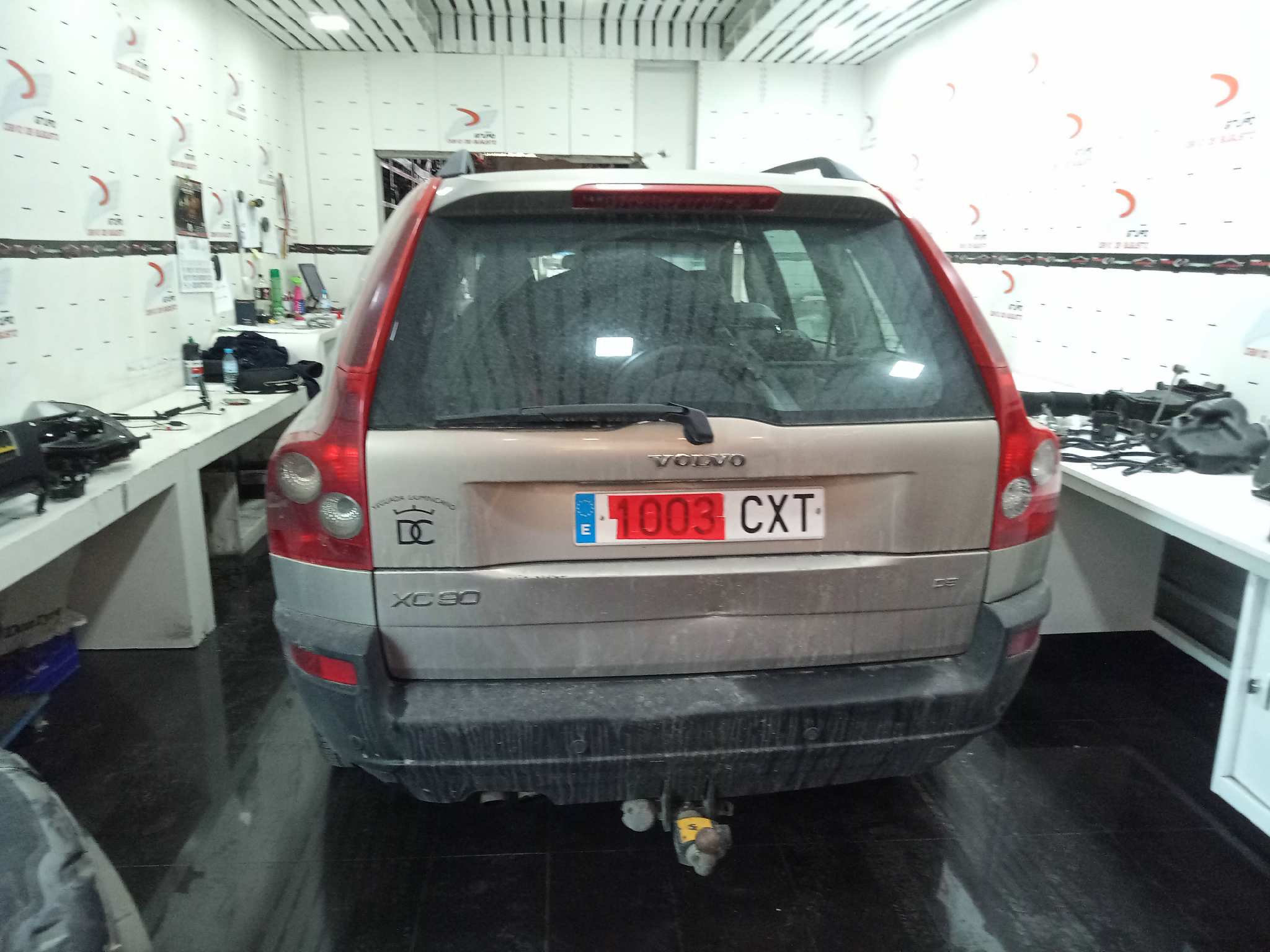 VOLVO XC90 (2002-2014) 2.4 D Kinetic Geartronic (5 asientos) foto 4