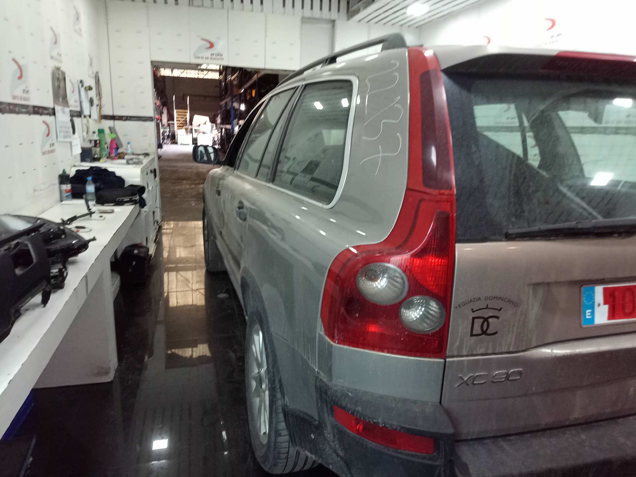VOLVO XC90 (2002-2014) 2.4 D Kinetic Geartronic (5 asientos) foto 5