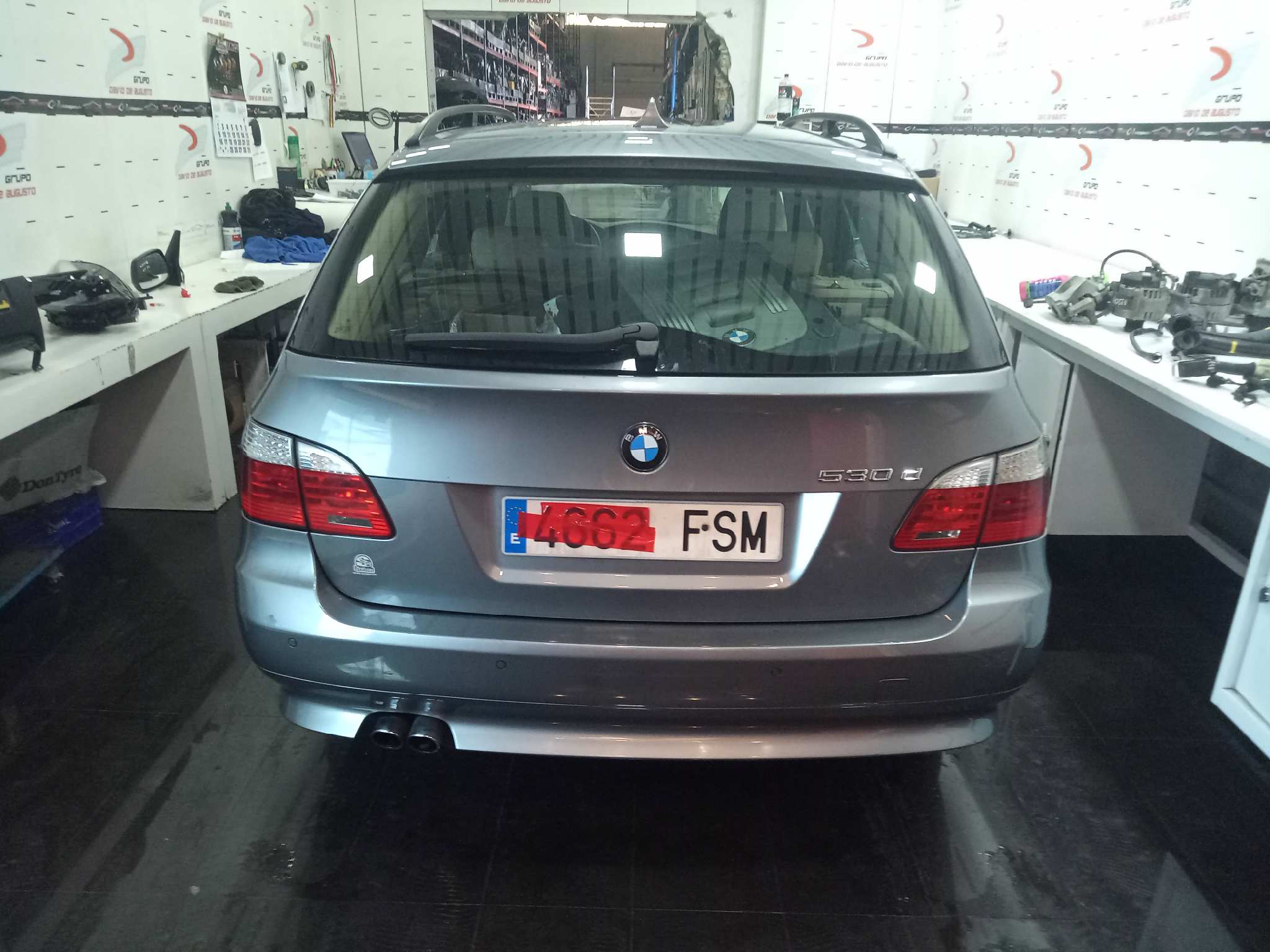 BMW SERIE 5 TOURING (E61) 530d   |   03.07 - 12.10 foto 8