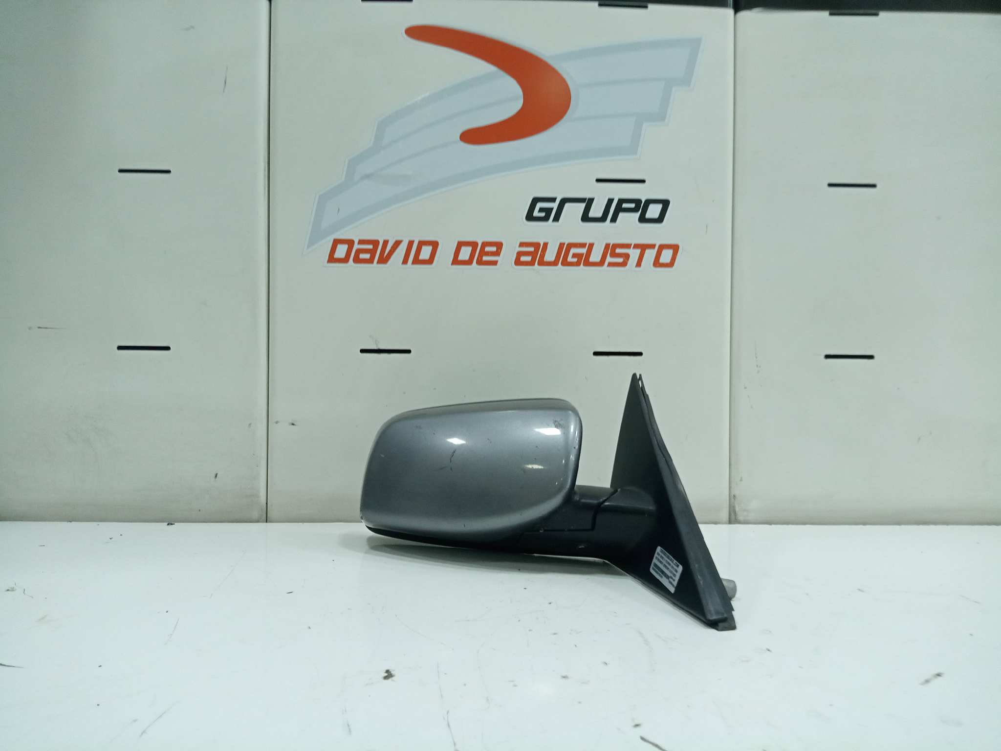 RETROVISOR DERECHO ELECTRICO