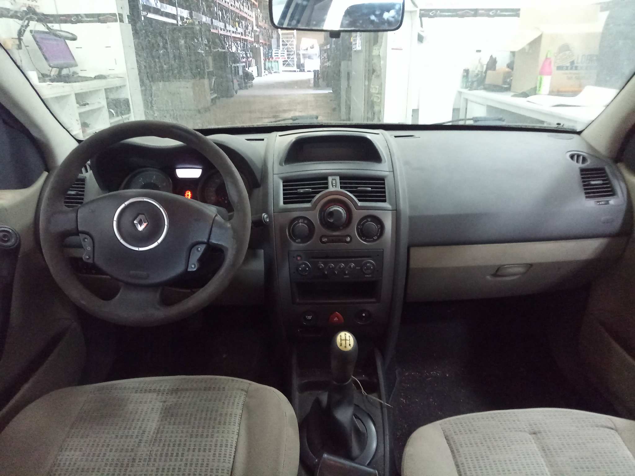 RENAULT MEGANE II FAMILIAR Authentique   |   11.05 - ...