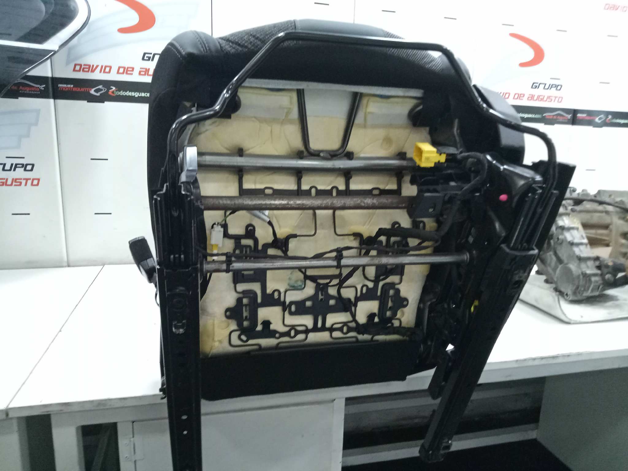 ASIENTO DELANTERO DERECHO PEUGEOT 3008 Access   |   11.11 - 12.12