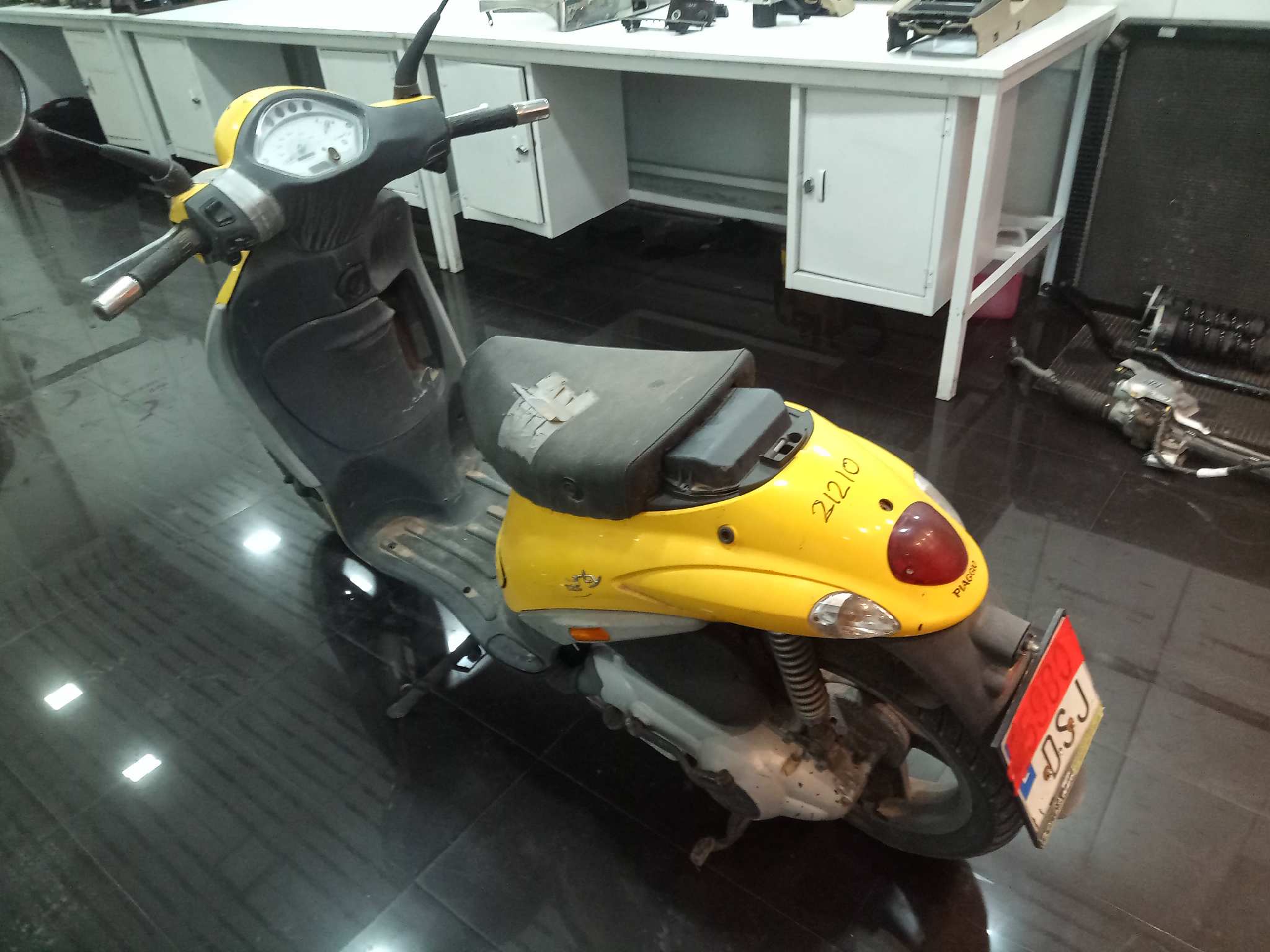 PIAGGIO (VESPA) LIBERTY 125 M38   |   01.00 - 12.06 foto 4