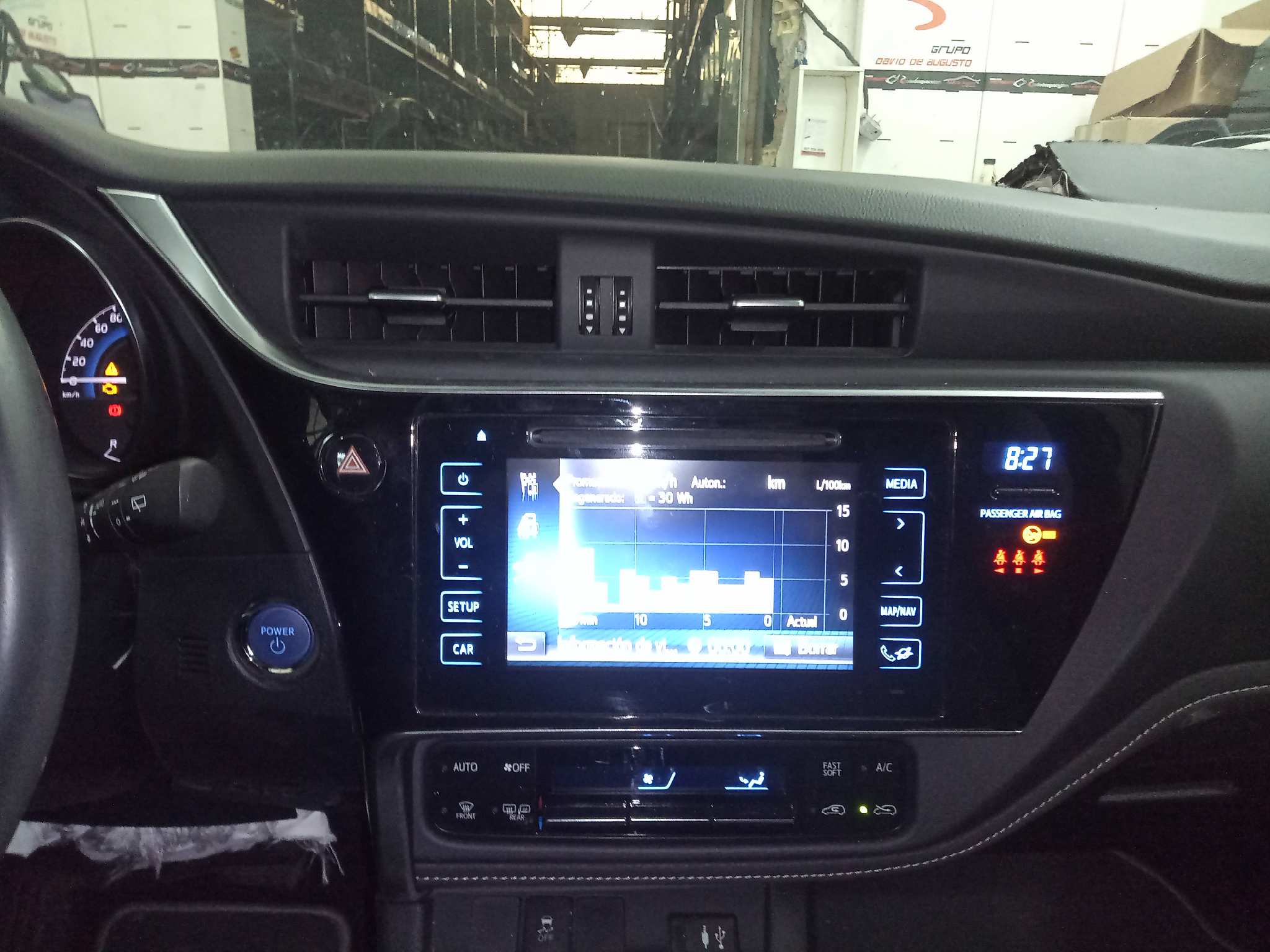 TOYOTA AURIS Hybrid Active   |   09.12 - 12.19