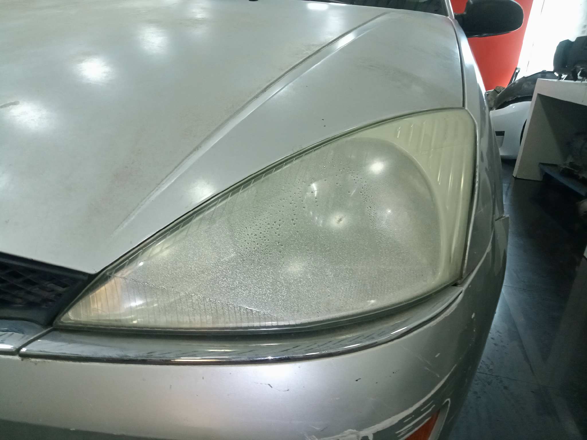 FORD FOCUS BERLINA (CAK) Ambiente   |   08.98 - 12.04 foto 9