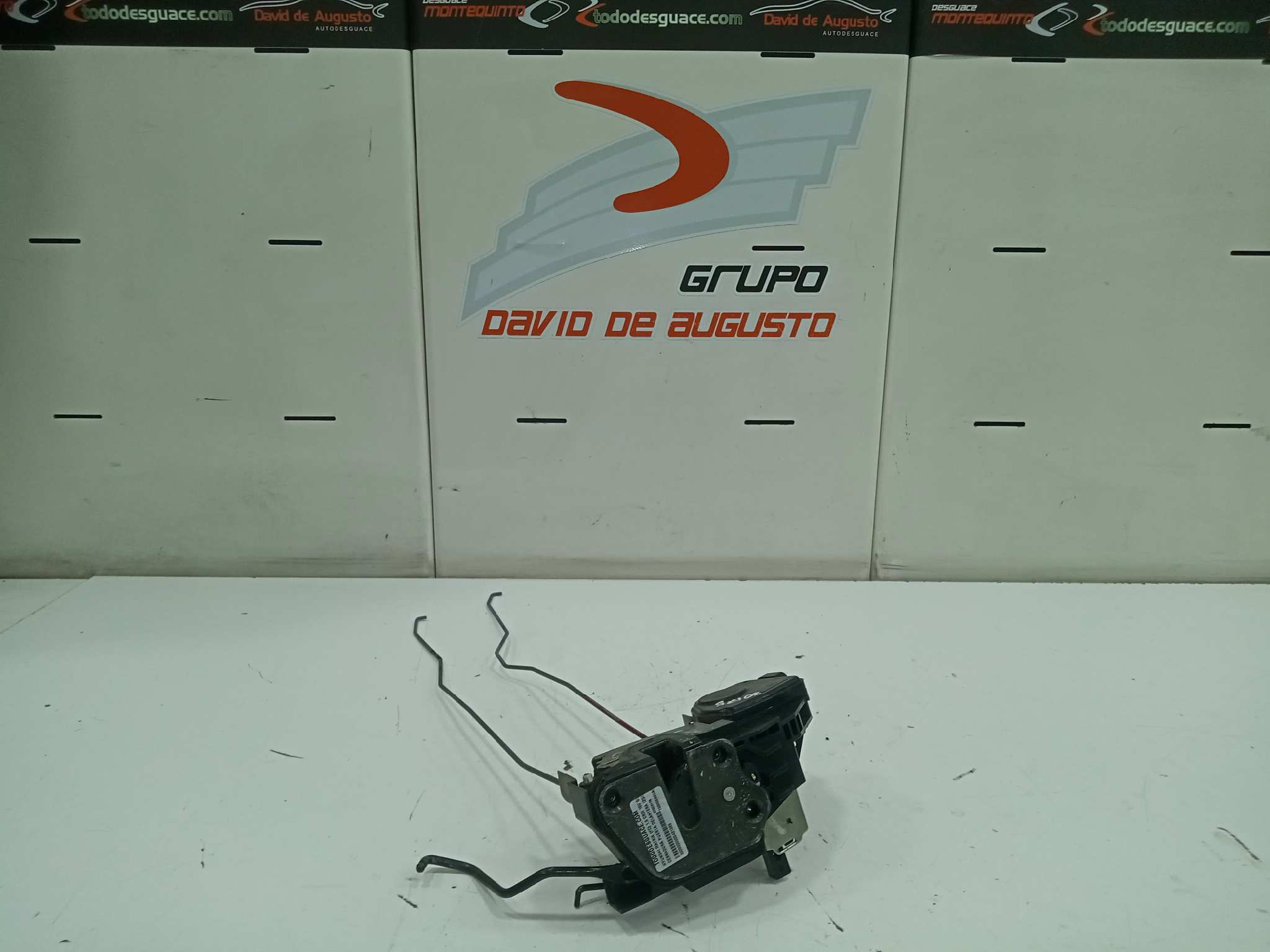 CERRADURA PUERTA DELANTERA IZQUIERDA