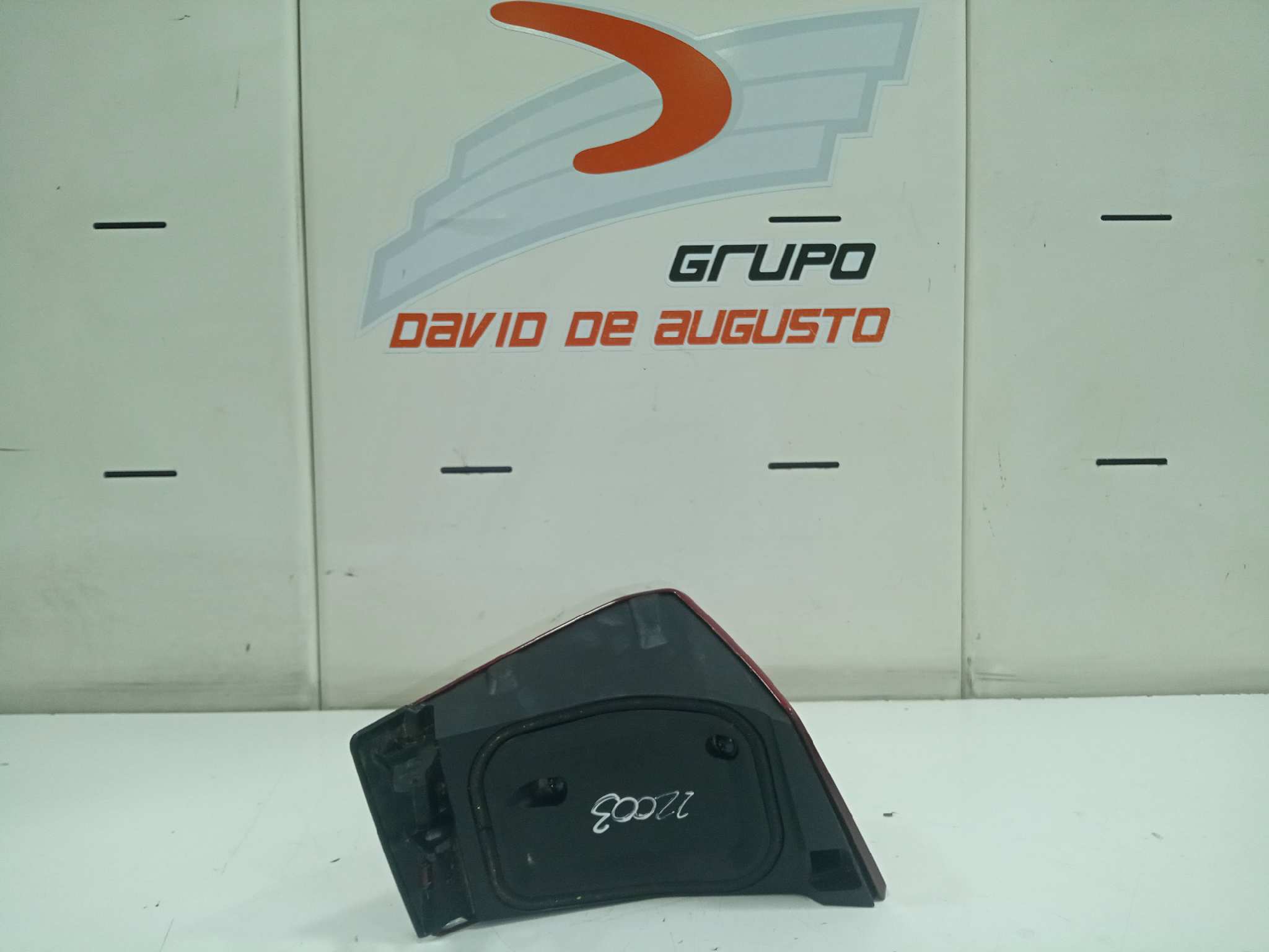 PILOTO TRASERO foto 3