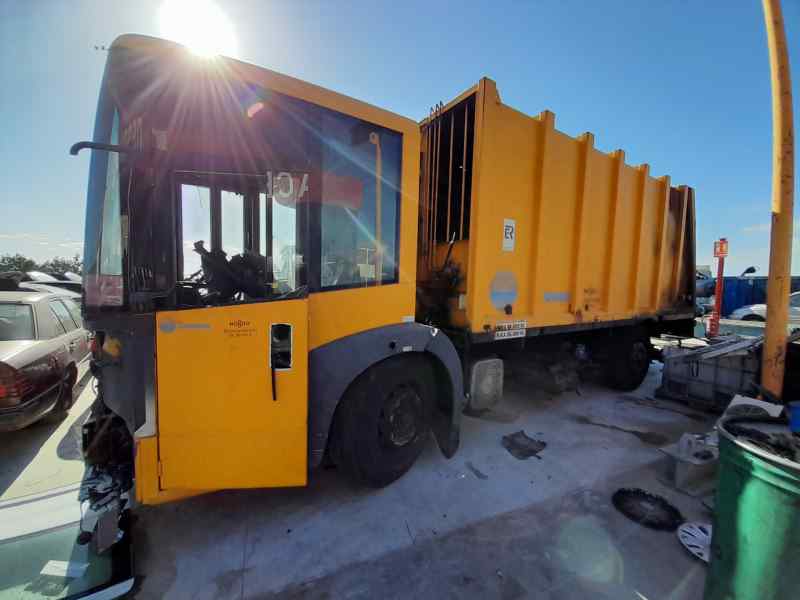 MERCEDES ATEGO 3-EJES 26 T /BM 950/2/4 2528  (6X2)       OM 906 LA L (Largo)   |   09.97 - 12.05