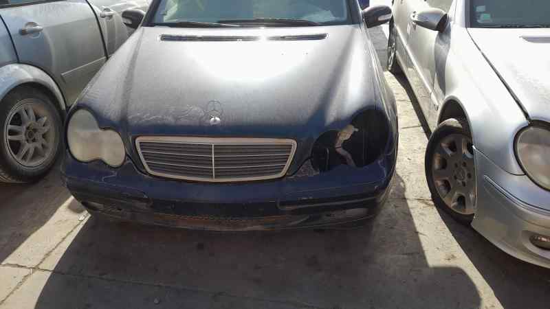 MERCEDES CLASE C (W203) BERLINA 220 CDI (LA) (203.008)   |   04.03 - 12.06 foto 4