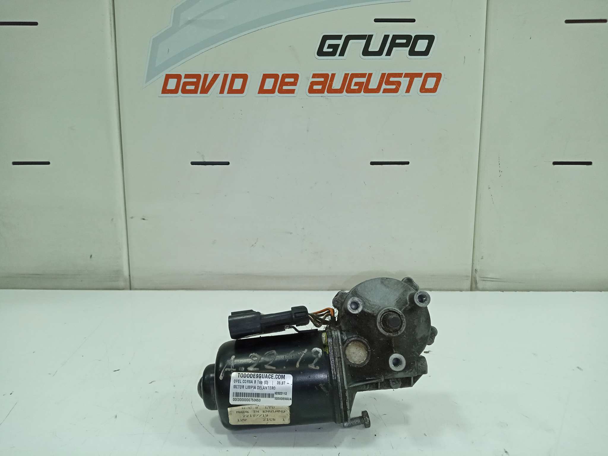 MOTOR LIMPIA DELANTERO foto 5