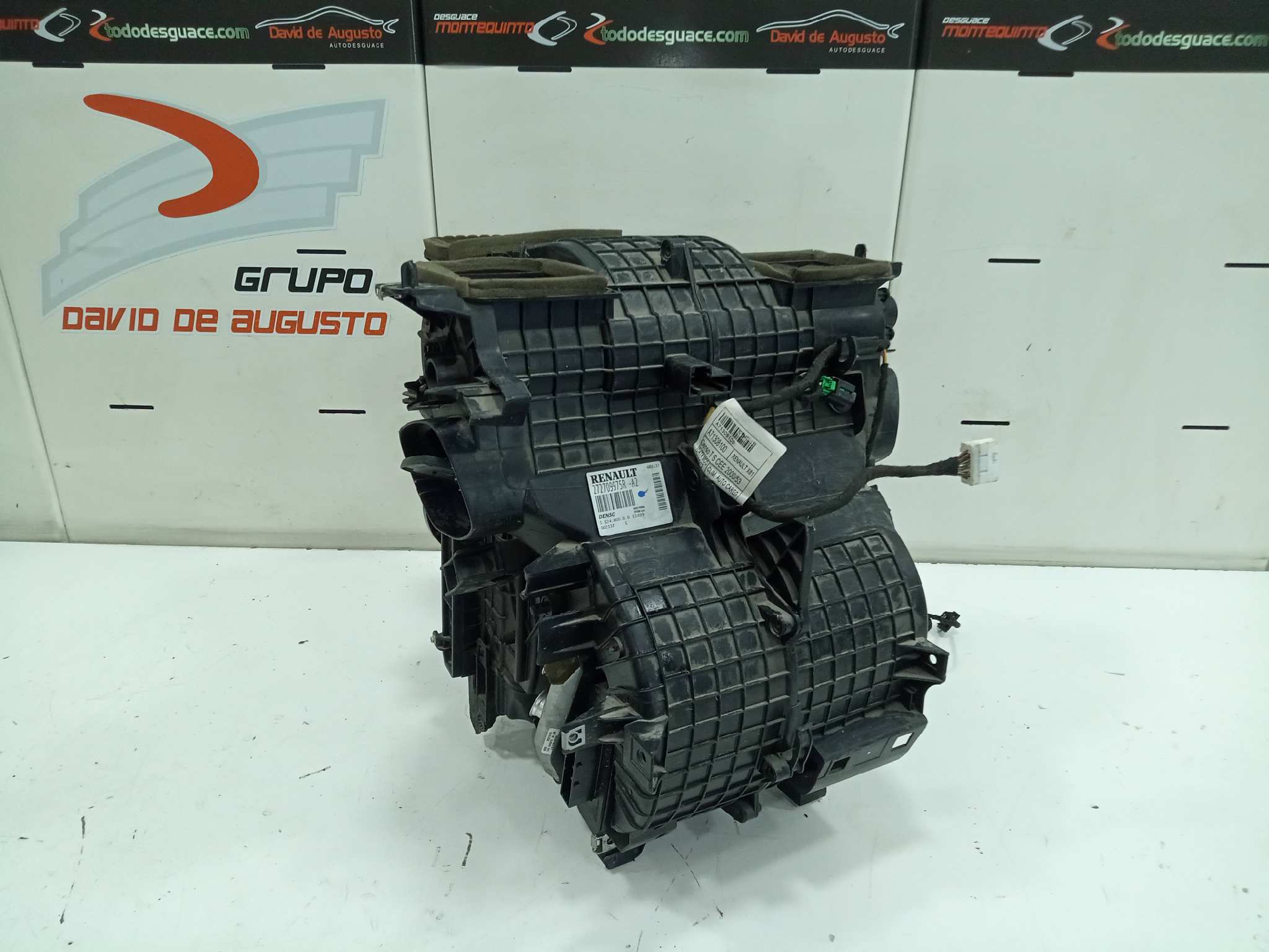 MUEBLE DE LA CALEFACCION COMPLETO RENAULT KANGOO Dynamique Acción Especial   |   01.11 - 12.15