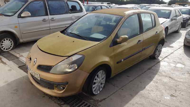 RENAULT CLIO III *   |   0.05 - ... foto 5