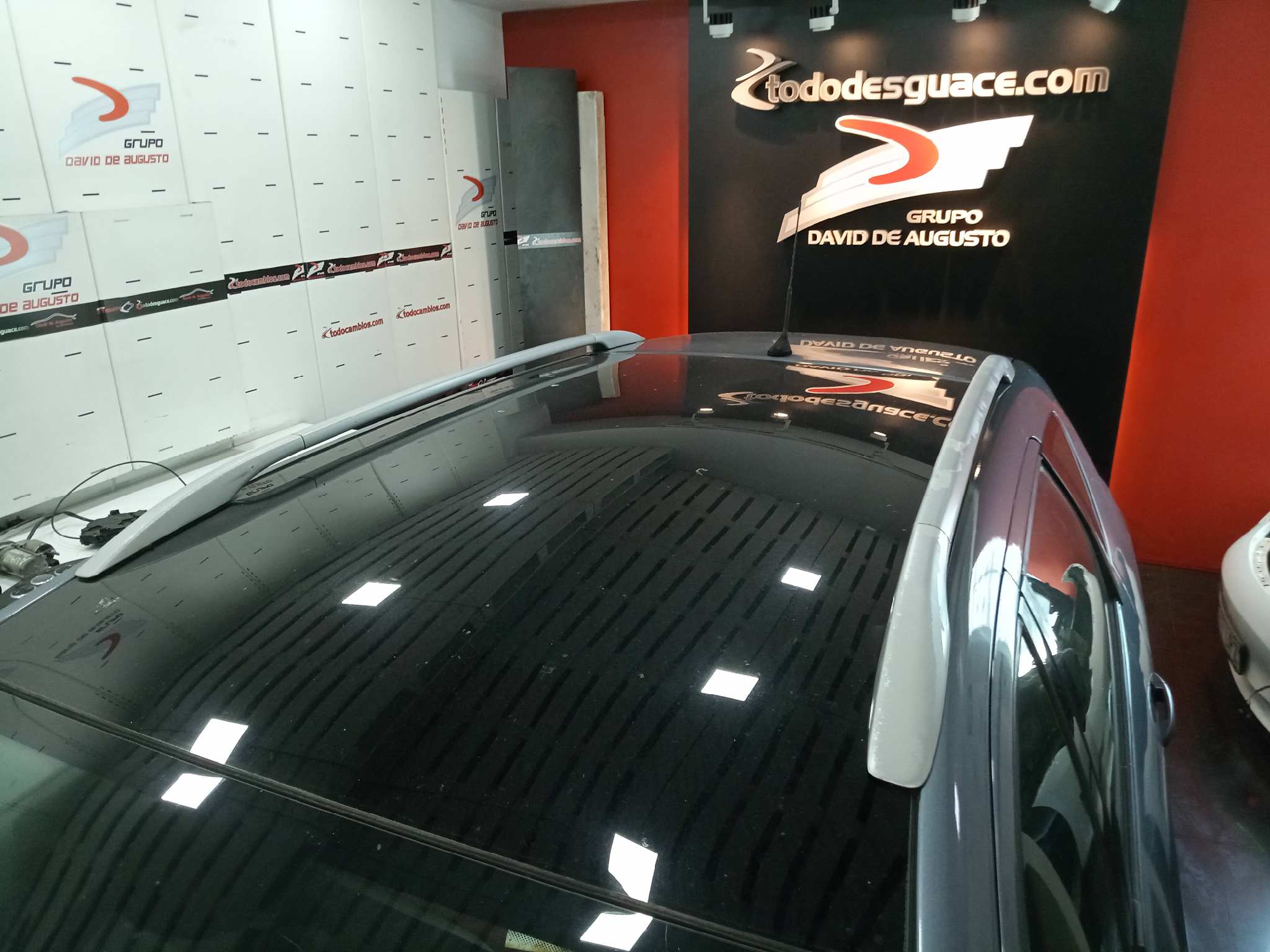 PEUGEOT 407 SW Premium   |   05.04 - 12.09