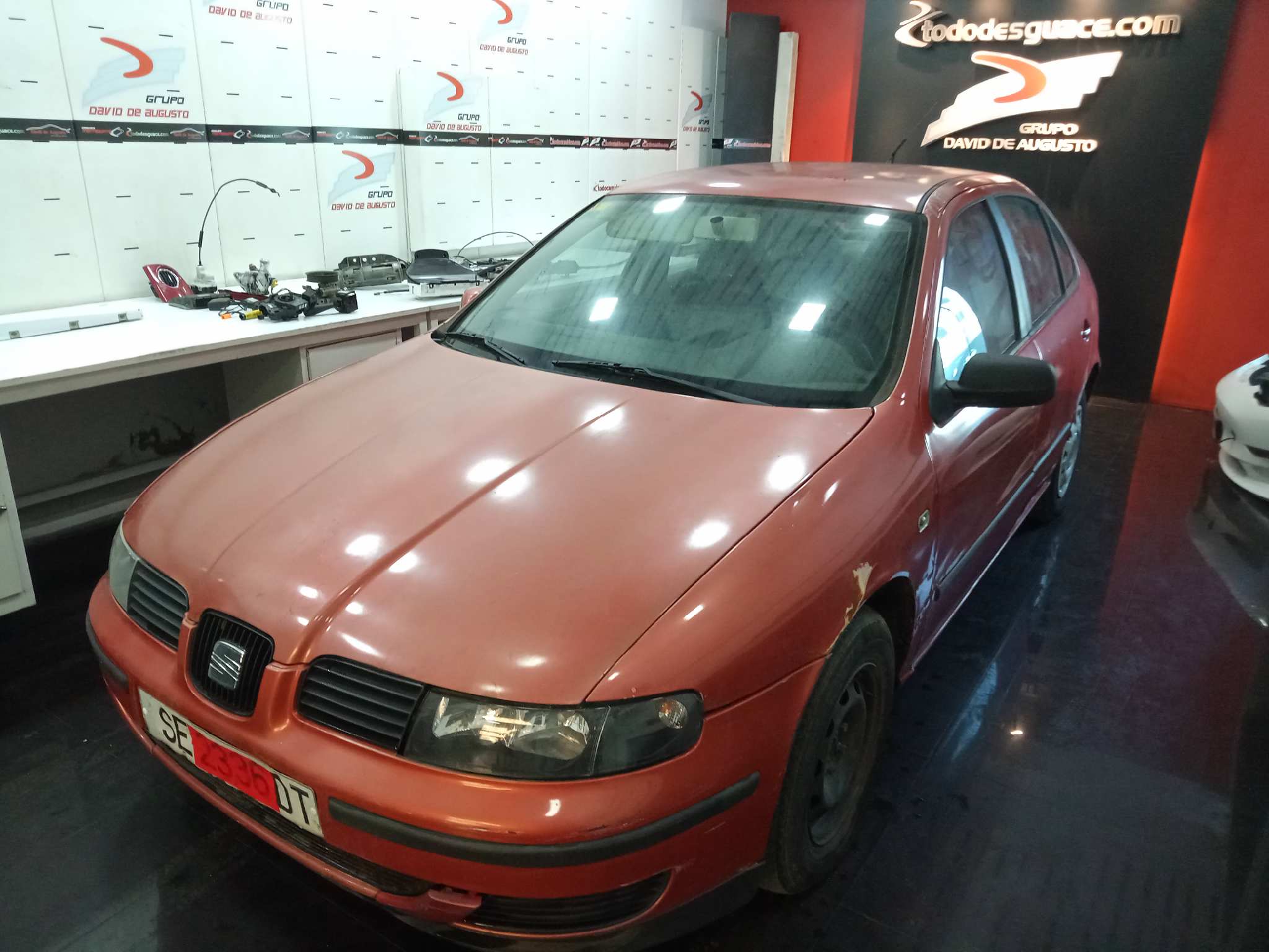 SEAT LEON (1M1) Stella   |   11.99 - 12.05 foto 2