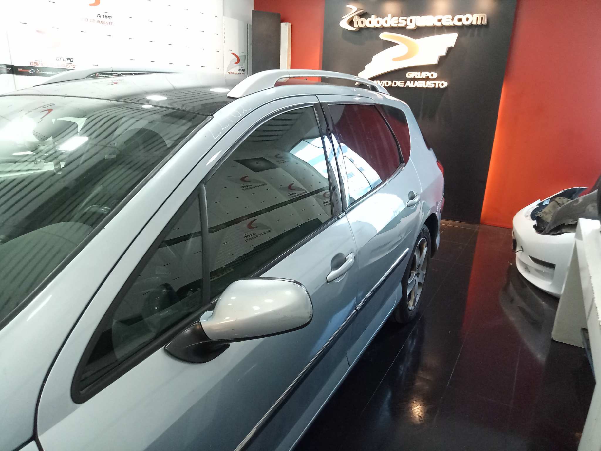 PEUGEOT 407 SW Premium   |   05.04 - 12.09 foto 4