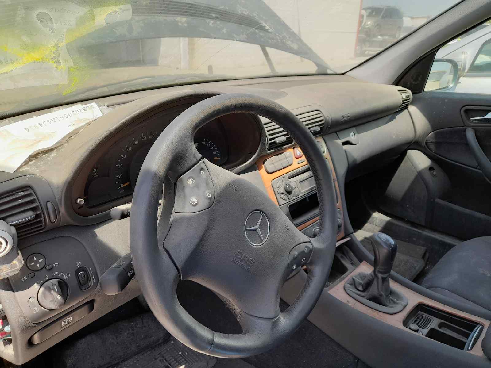 MERCEDES CLASE C (W203) BERLINA 220 CDI (203.006)   |   02.00 - 12.04 foto 4