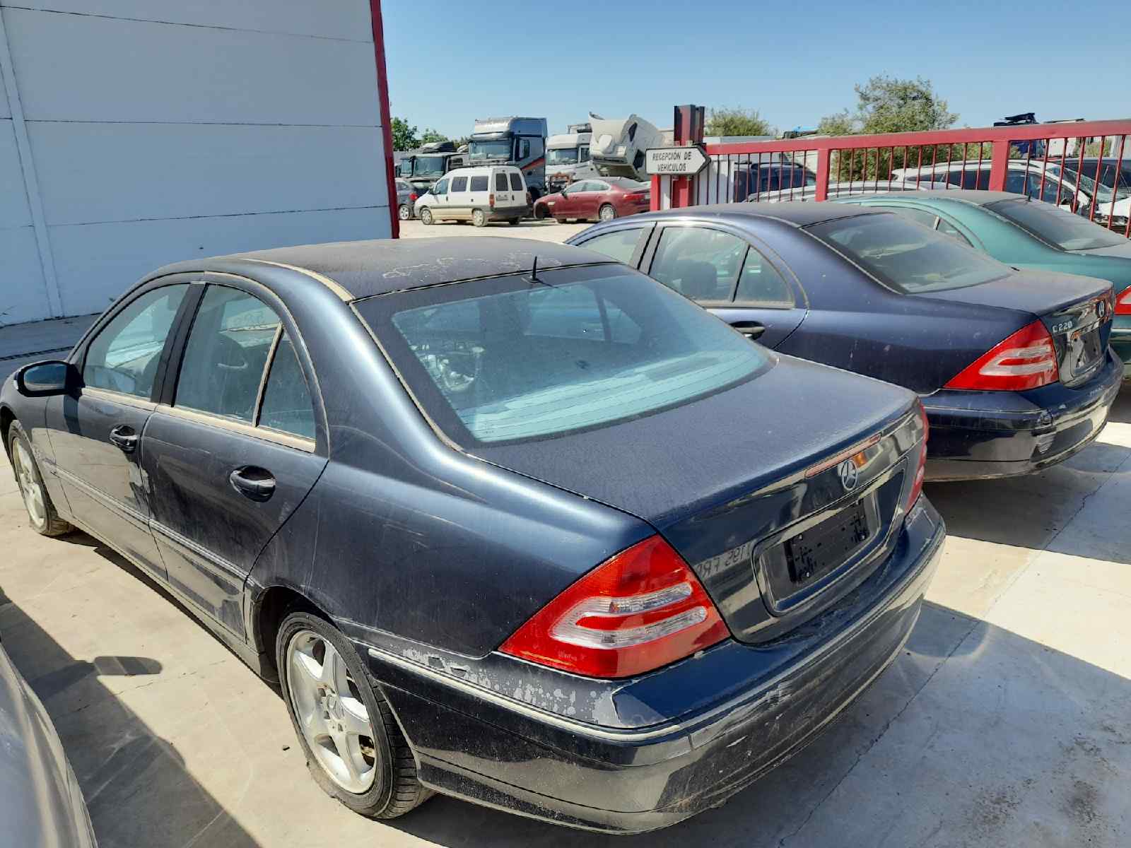 MERCEDES CLASE C (W203) BERLINA 220 CDI (203.006)   |   02.00 - 12.04 foto 10
