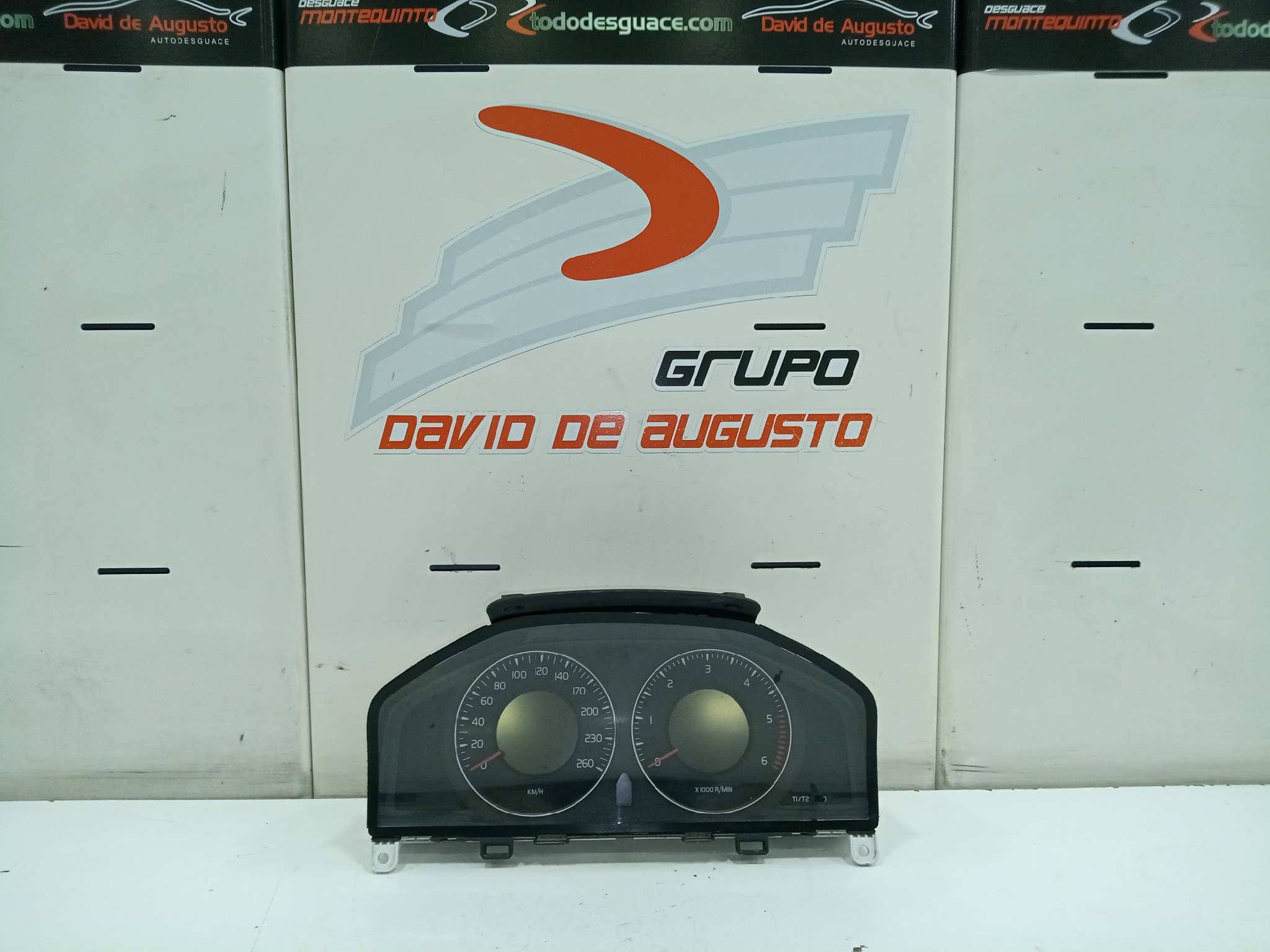 CUADRO INSTRUMENTOS
