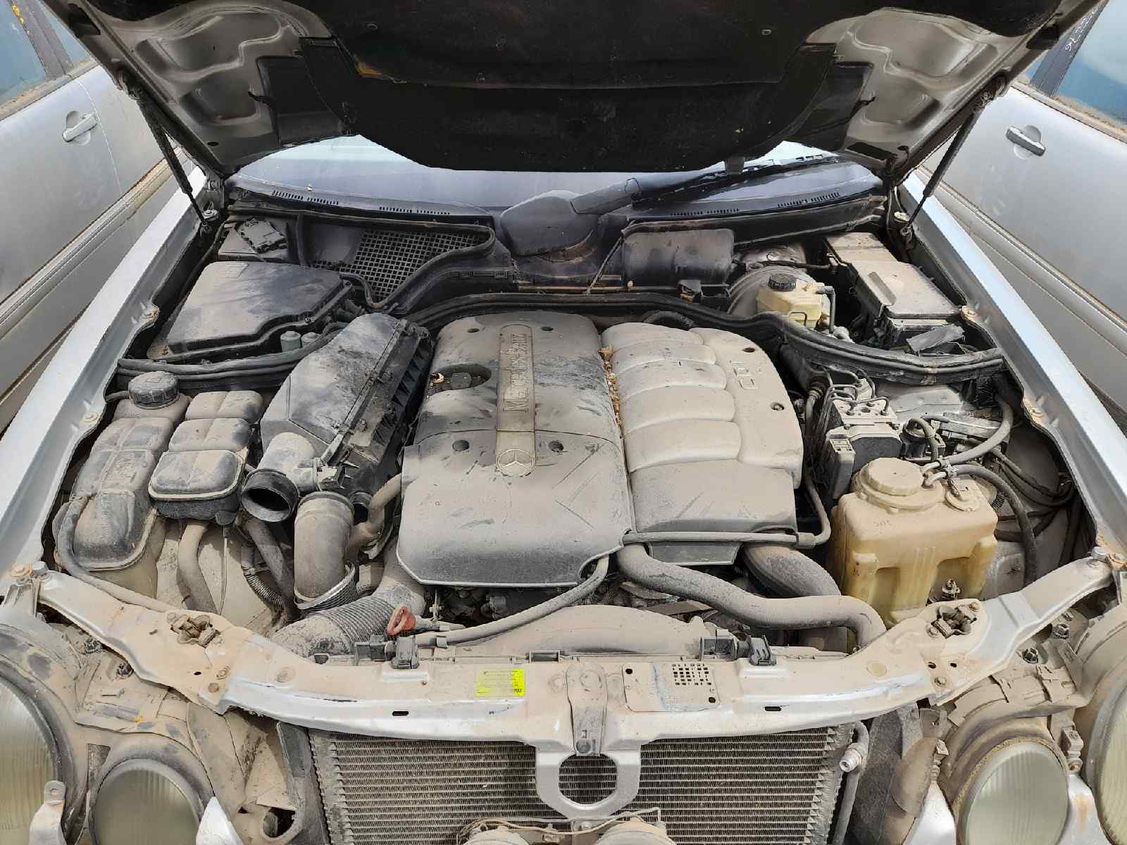 MERCEDES-BENZ BM SERIE 210 BERLINA *   |   0.95 - 0.02 foto 5