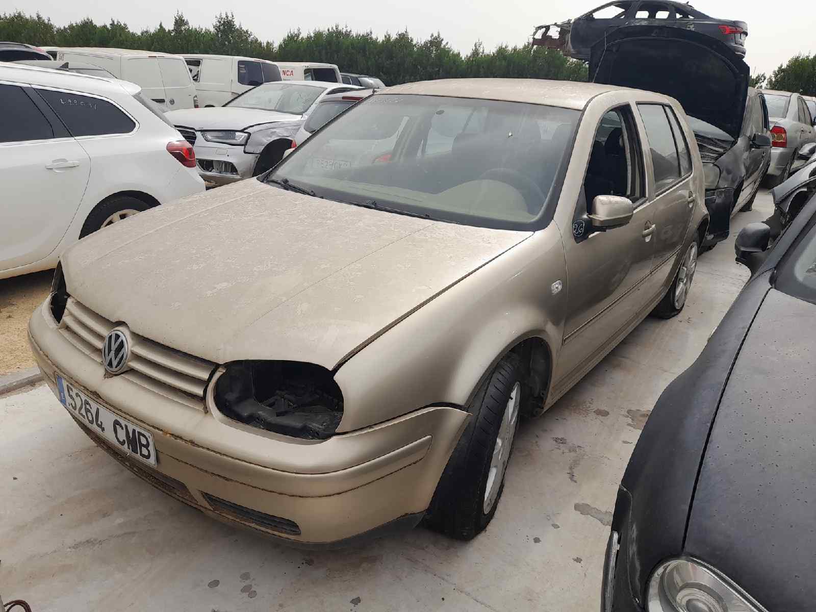 VOLKSWAGEN GOLF IV BERLINA (1J1) Advance   |   05.02 - 12.02 foto 8