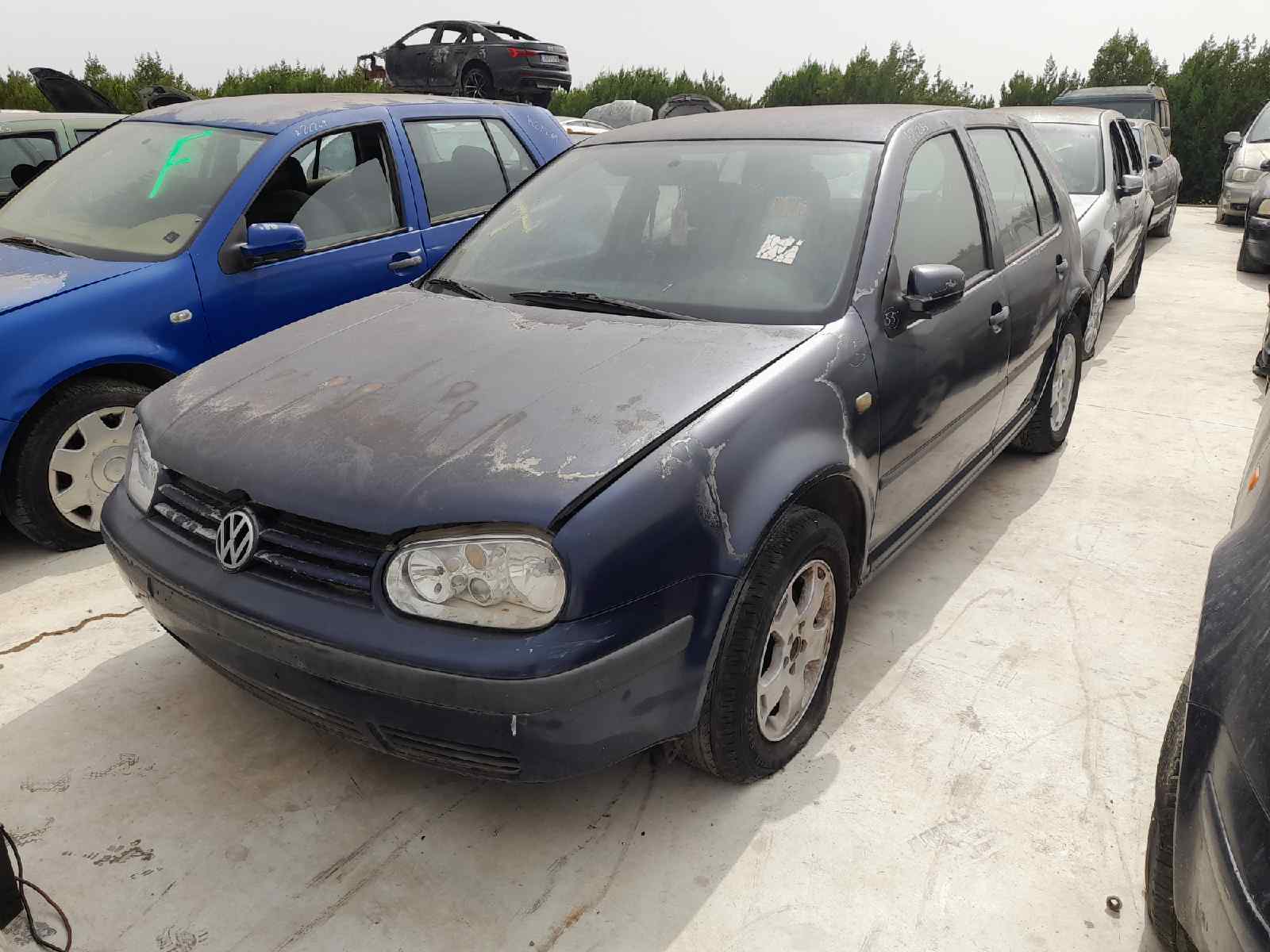VOLKSWAGEN GOLF IV BERLINA (1J1) Advance   |   05.02 - 12.02 foto 7