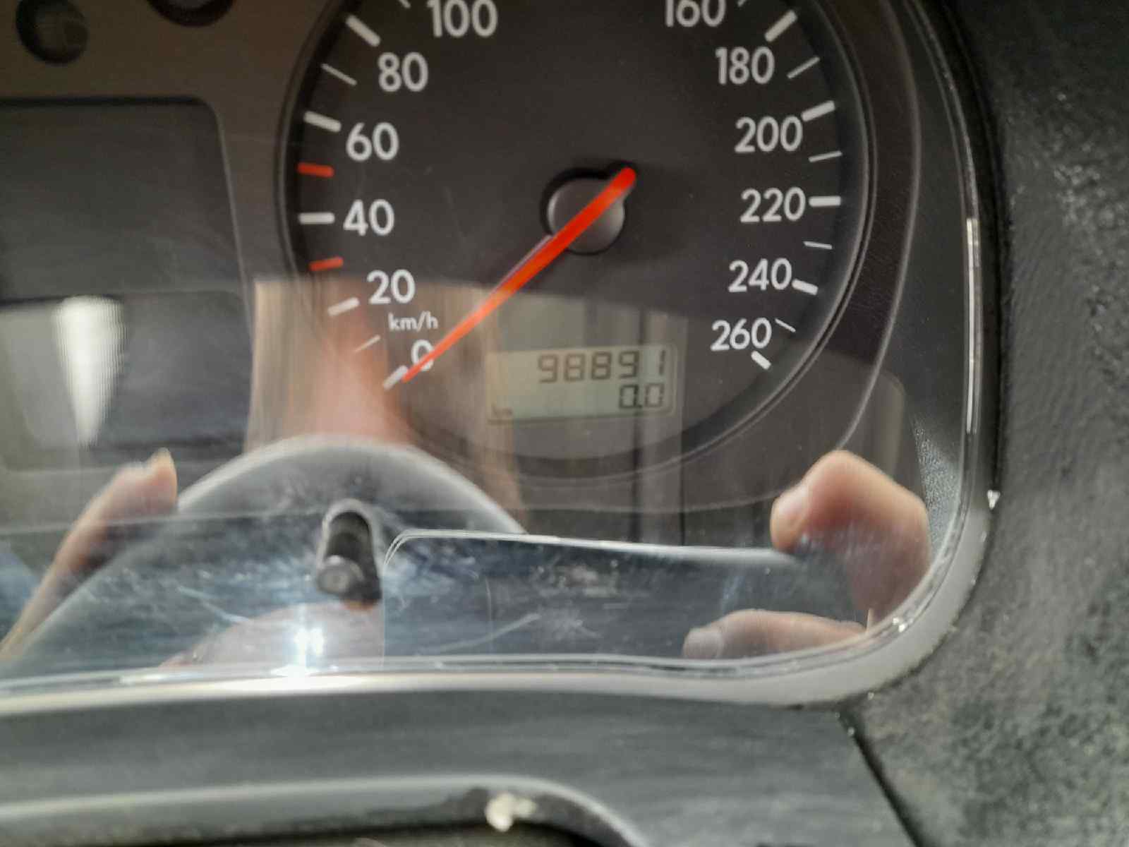 VOLKSWAGEN GOLF IV BERLINA (1J1) Advance Motor 1,9 Ltr. - 74 kW TDI foto 4