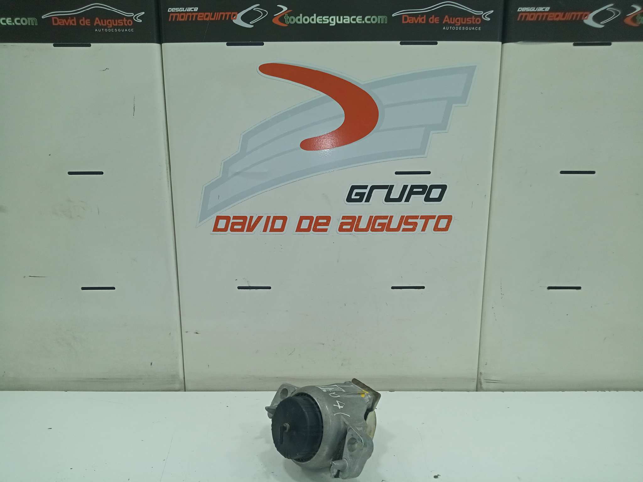 TACO MOTOR JAGUAR XF Portfolio   |   04.15 - 12.20