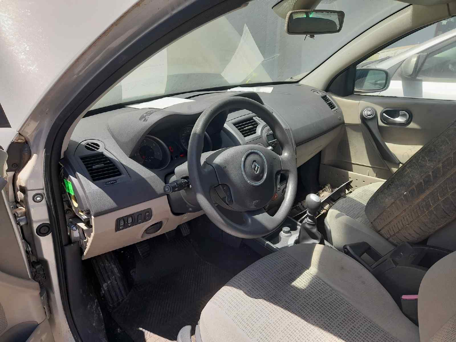 RENAULT MEGANE II BERLINA 5P *   |   0.00 - ... foto 4