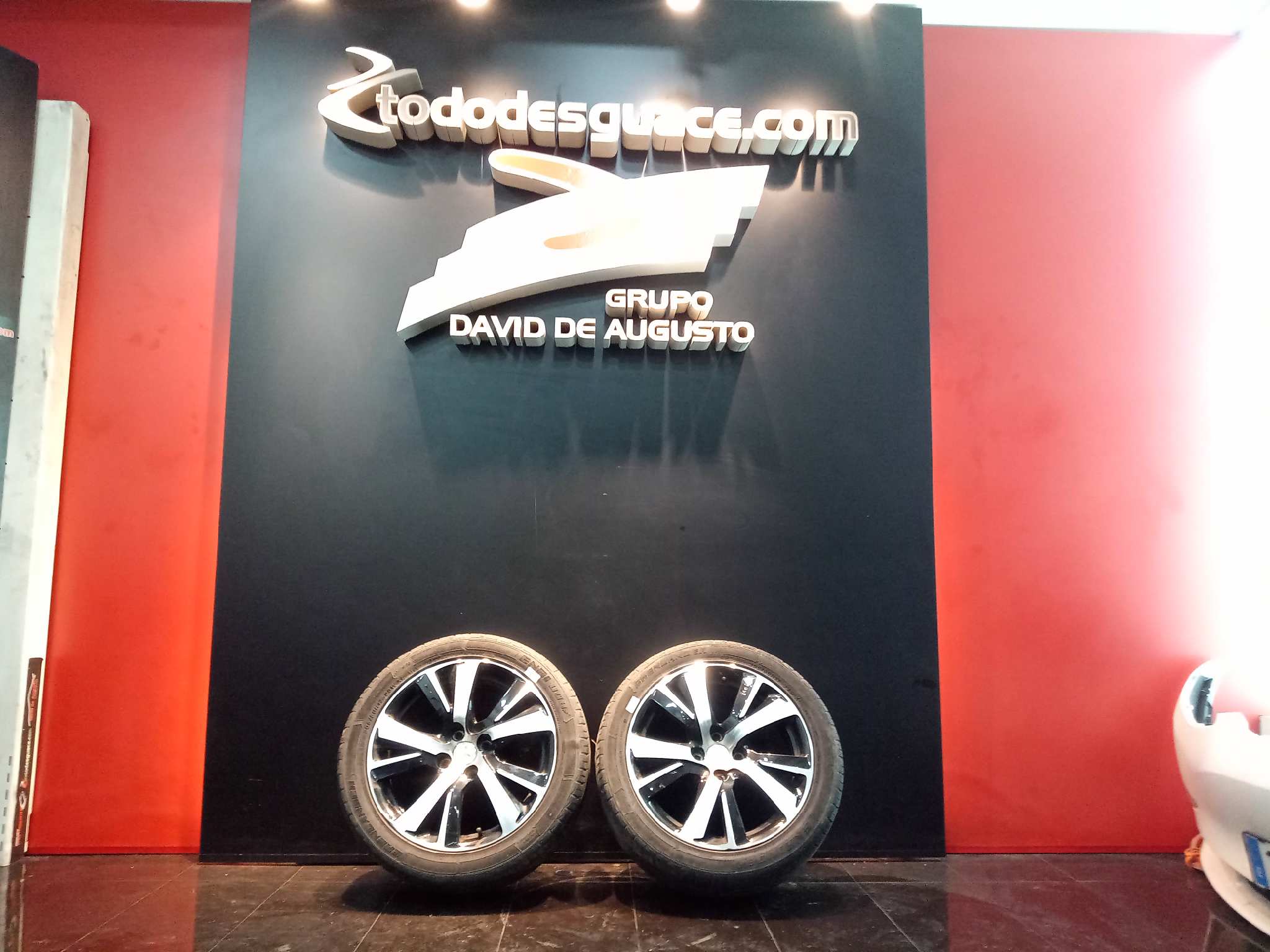 PAREJA NEUMATICO PEUGEOT 2008 (--.2013->) Active   |   03.13 - ...
