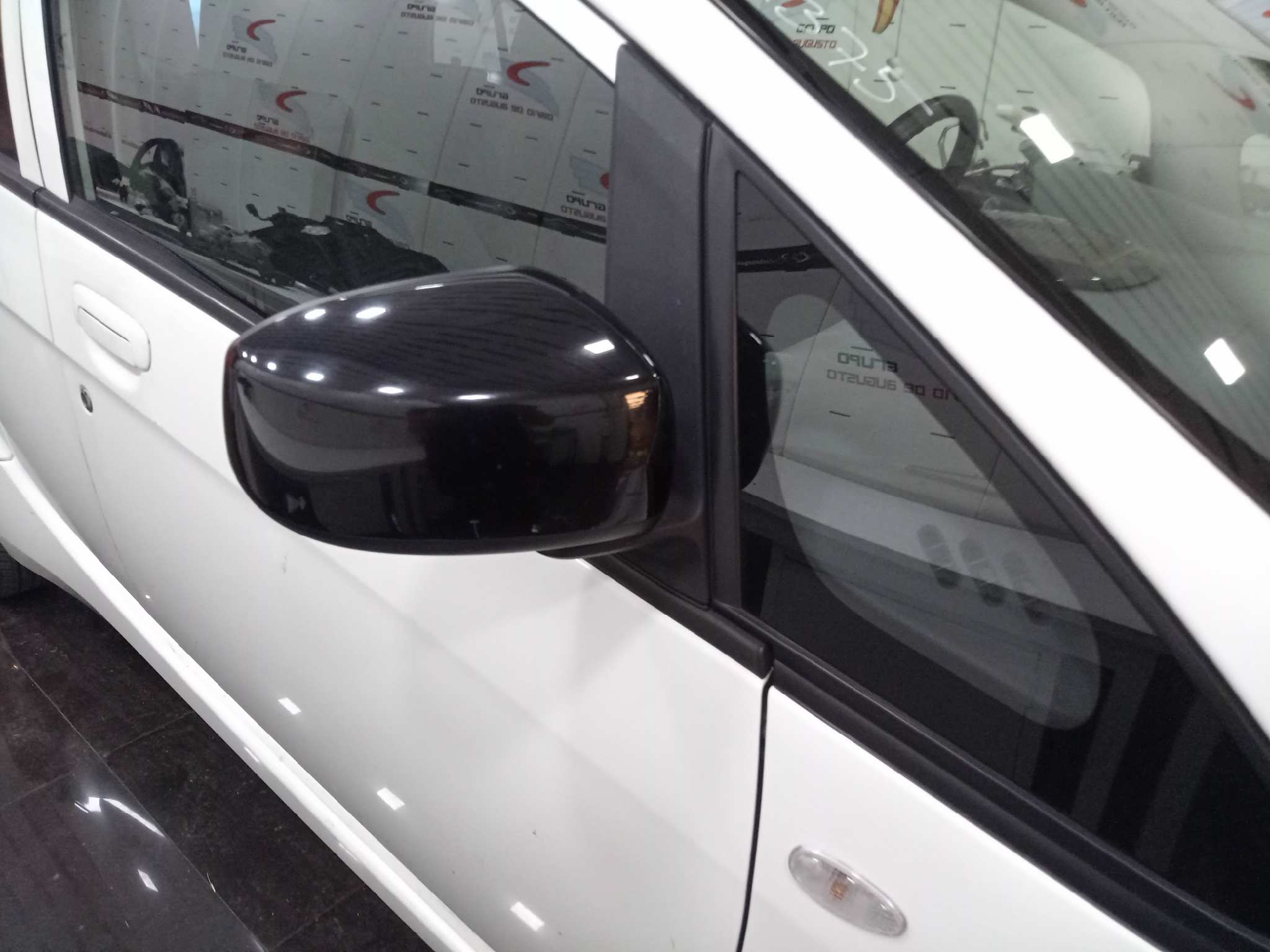 PEUGEOT ION Access   |   05.12 - 12.13 foto 6
