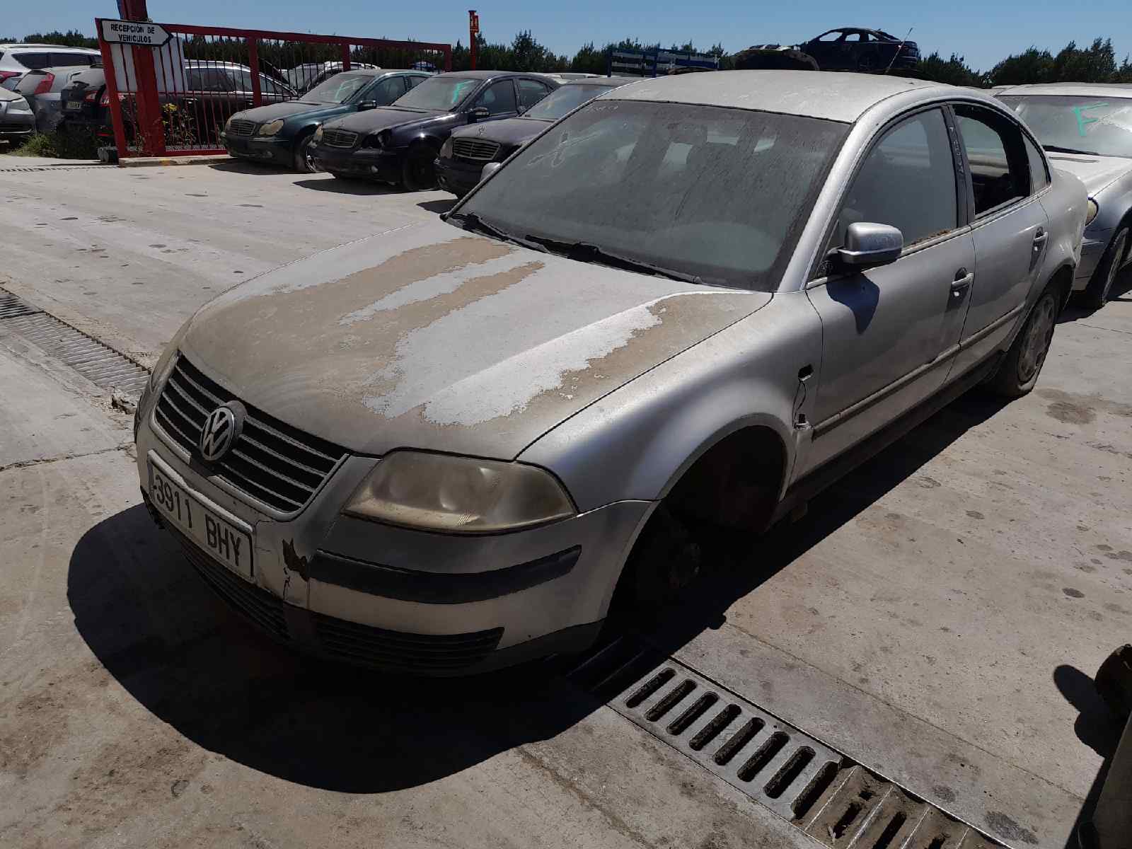 VOLKSWAGEN PASSAT BERLINA (3B3) Comfortline   |   10.00 - 12.04 foto 4