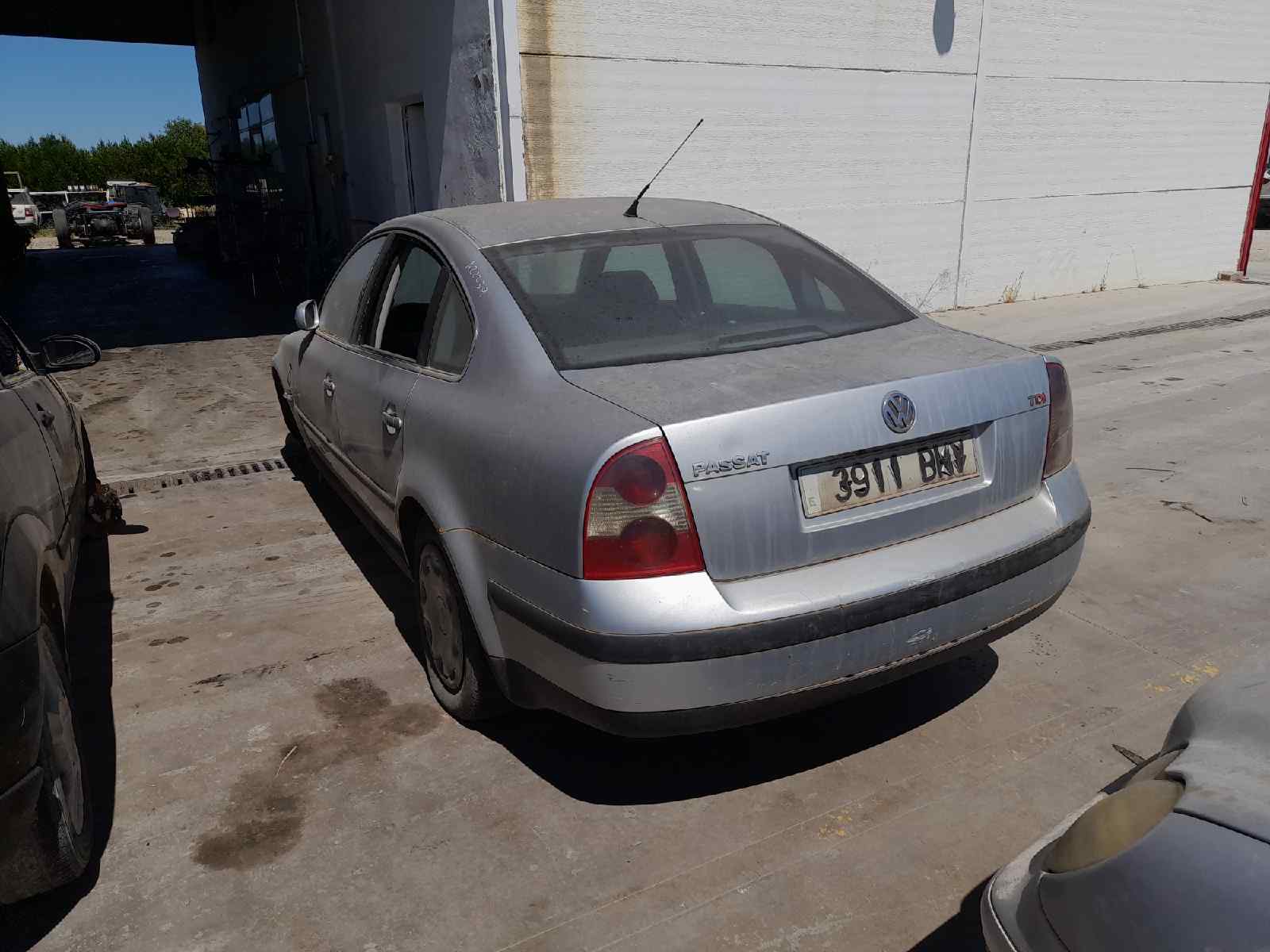 VOLKSWAGEN PASSAT BERLINA (3B3) Comfortline   |   10.00 - 12.04 foto 5