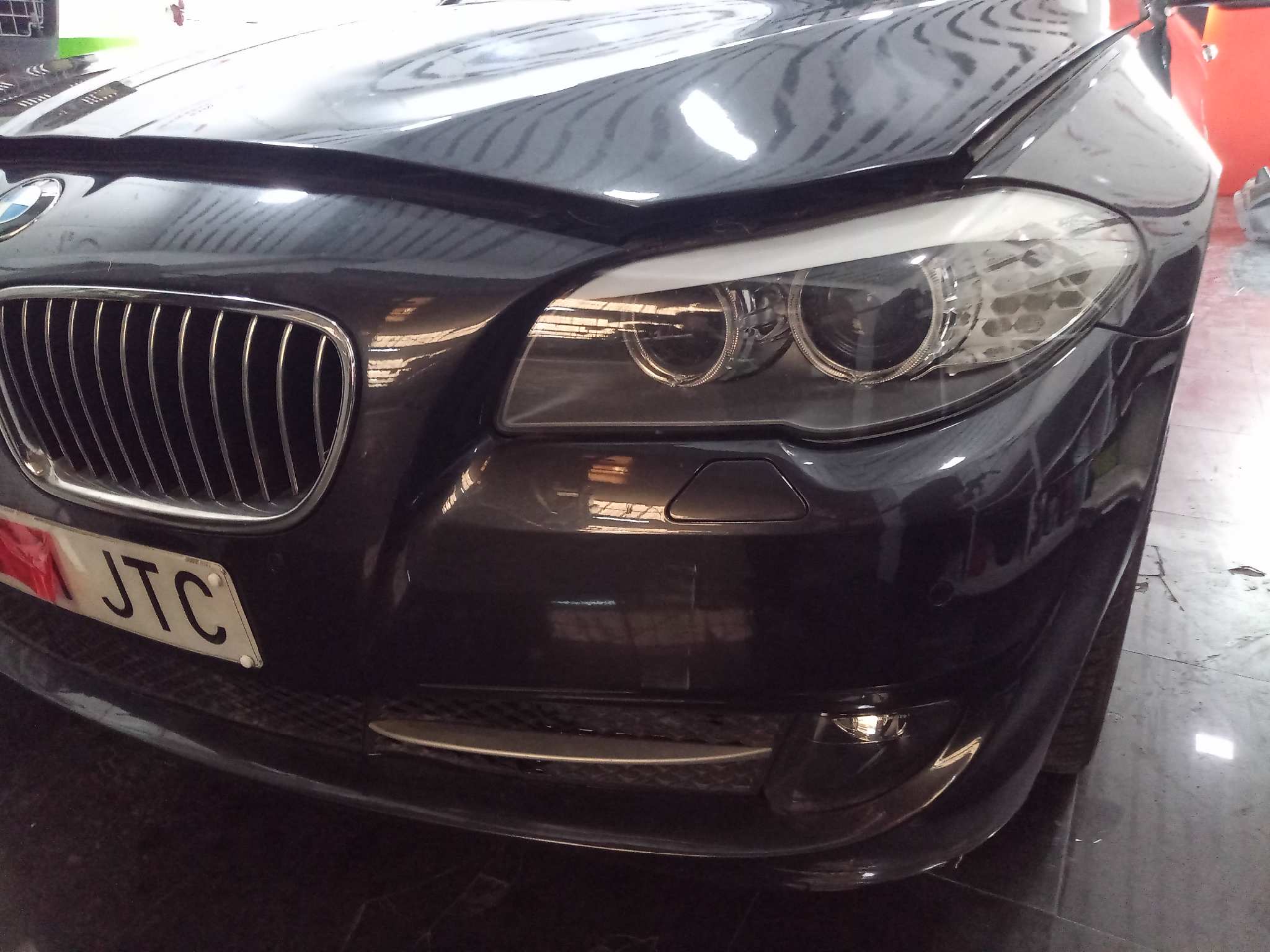 BMW SERIE 5 LIM. (F10) 2.0 Turbodiesel Motor 2,0 Ltr. - 135 kW Turbodiesel foto 4