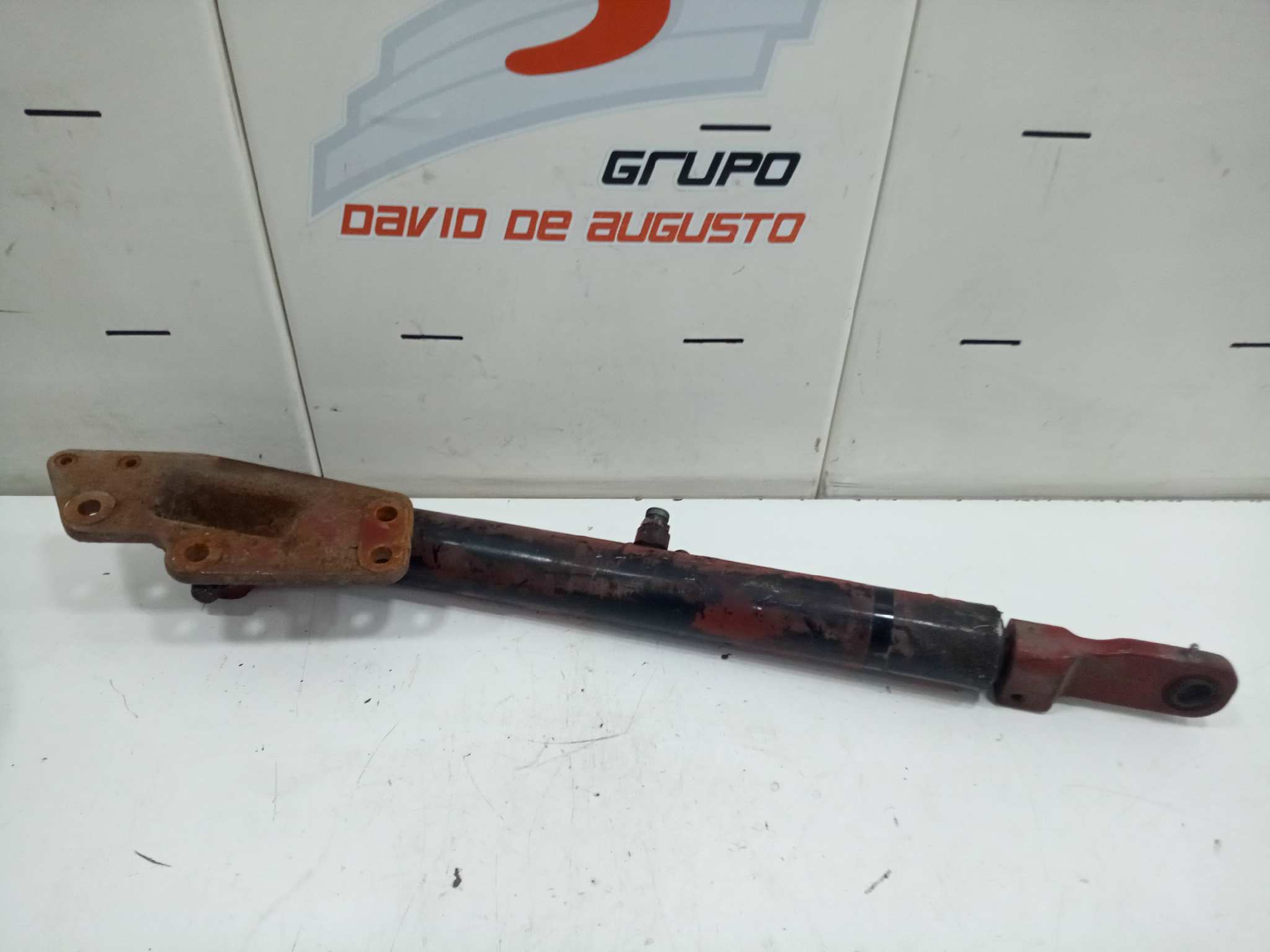 CILINDRO HIDRAULICO DE DIRECCION IVECO STRALIS (AD/AT) AD2 60S 350 CV
