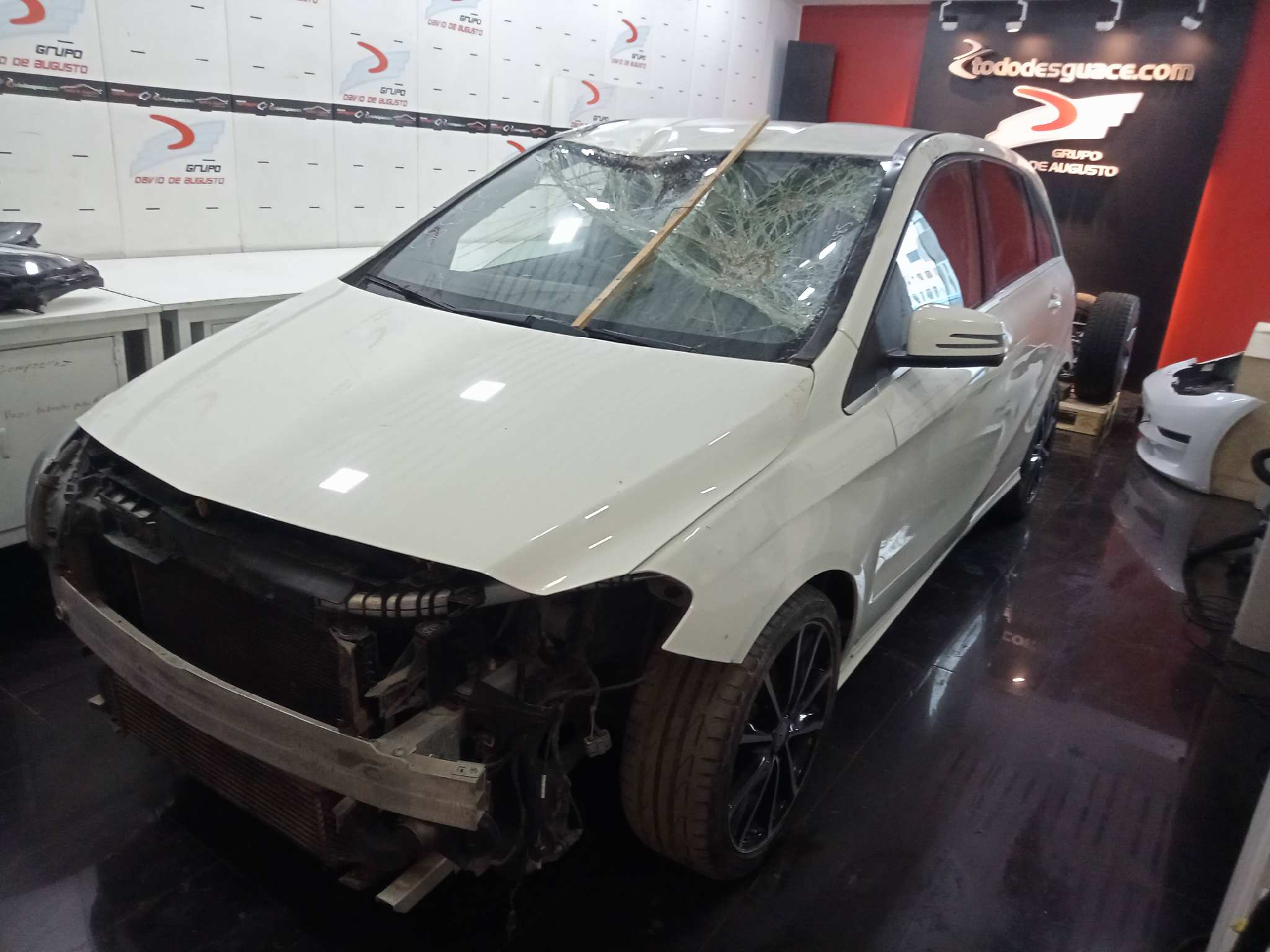 MERCEDES CLASE B (W246) B 180 CDI (246.212)   |   06.13 - 12.18 foto 2