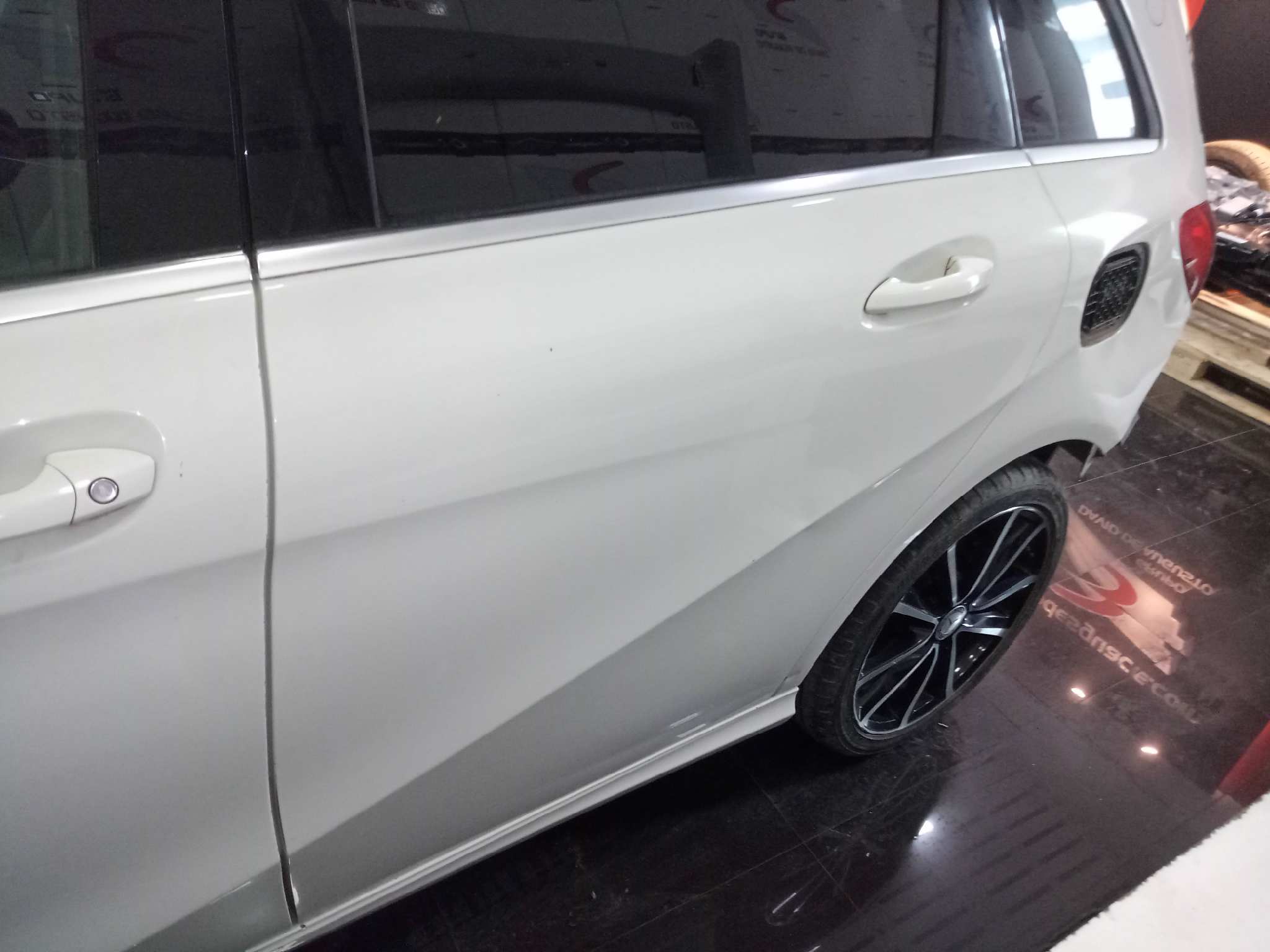 PUERTA TRASERA IZQUIERDA MERCEDES CLASE B (W246) B 180 CDI (246.212)   |   06.13 - 12.18