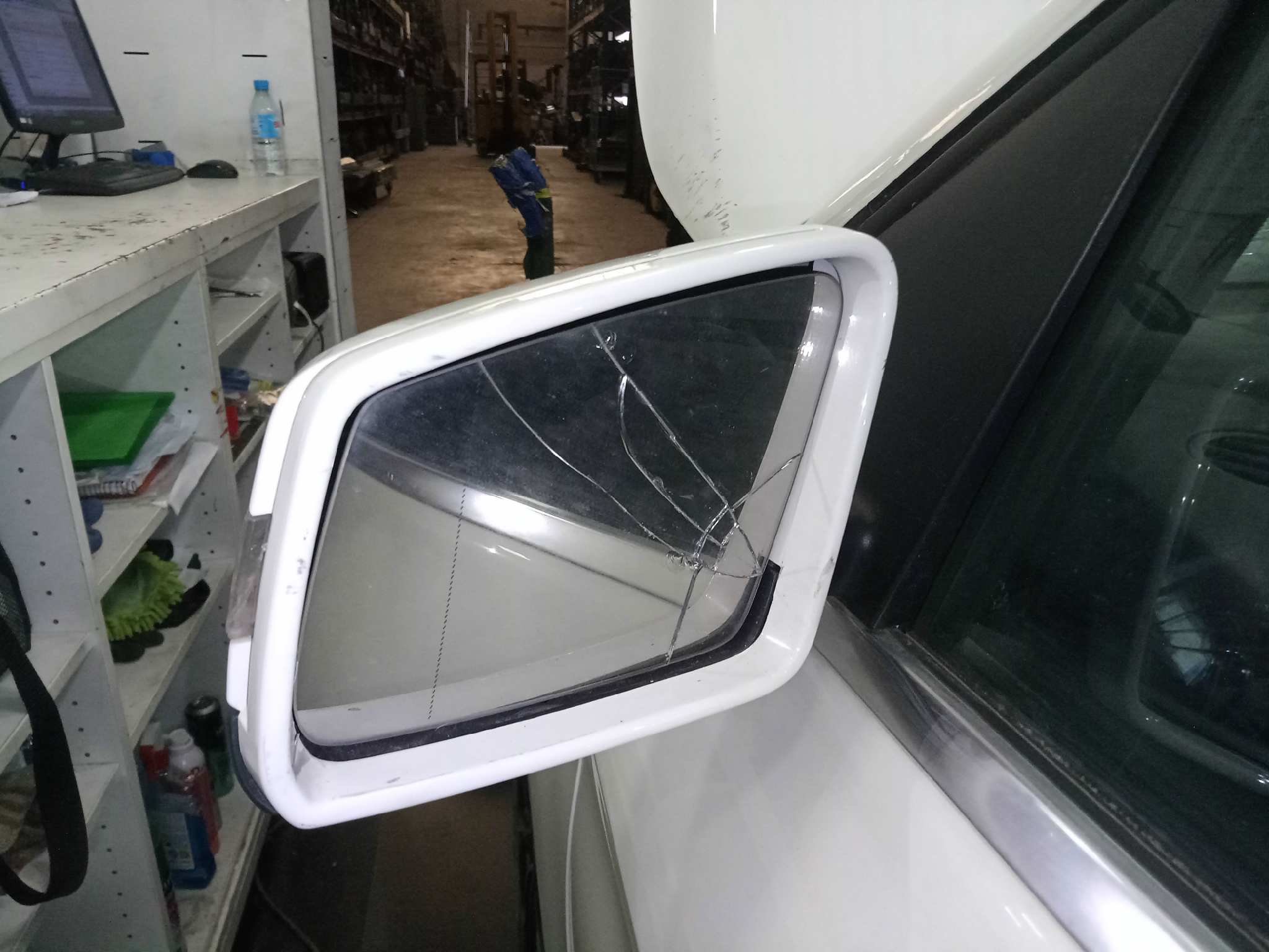 RETROVISOR IZQUIERDO