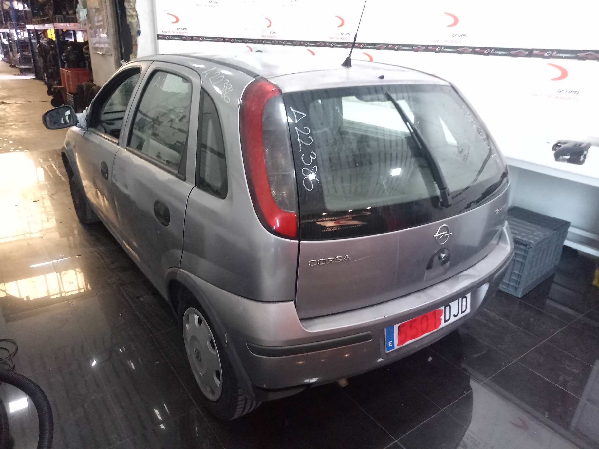 OPEL CORSA C Blue Line   |   06.04 - 12.05 foto 6