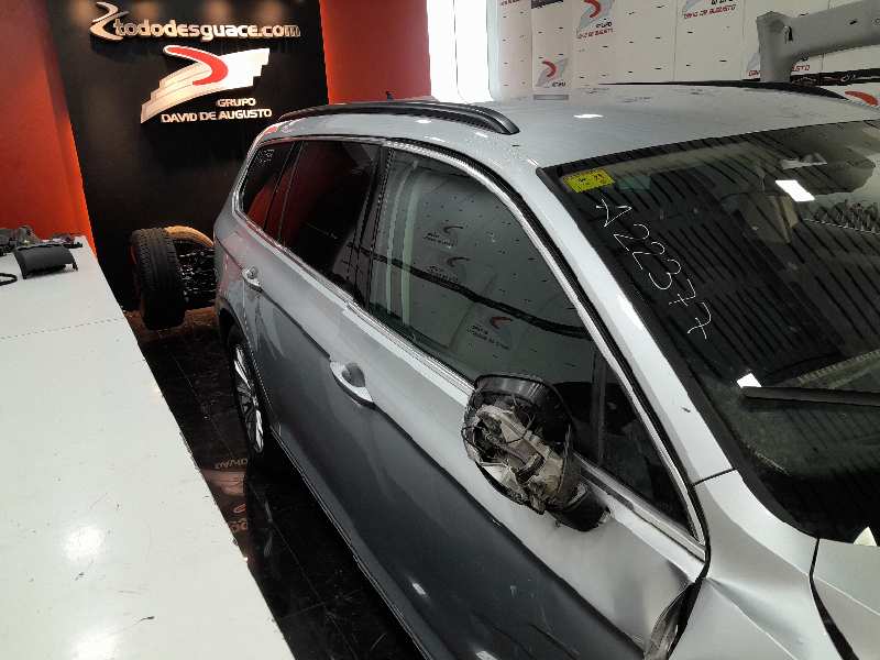 VOLKSWAGEN PASSAT VARIANT (3G5) BlueMotion   |   05.15 - ... foto 5