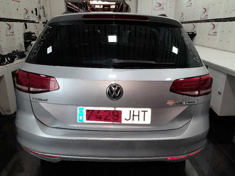 VOLKSWAGEN PASSAT VARIANT (3G5) BlueMotion   |   05.15 - ... foto 8