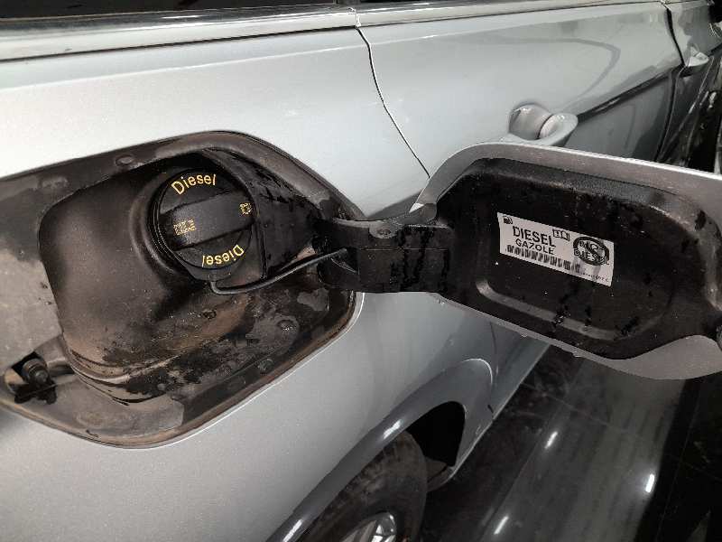 VOLKSWAGEN PASSAT VARIANT (3G5) BlueMotion   |   05.15 - ...