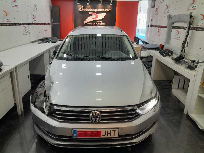 VOLKSWAGEN PASSAT VARIANT (3G5) BlueMotion   |   05.15 - ...