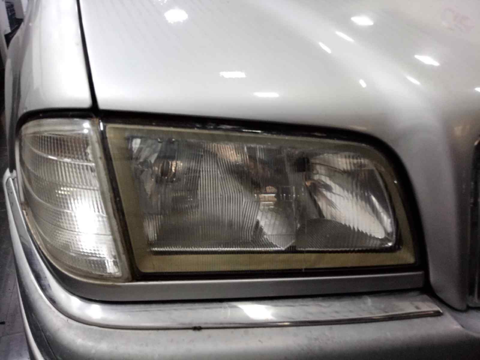 MERCEDES CLASE C (W202) BERLINA 220 Diesel (202.121)   |   05.93 - ... foto 10