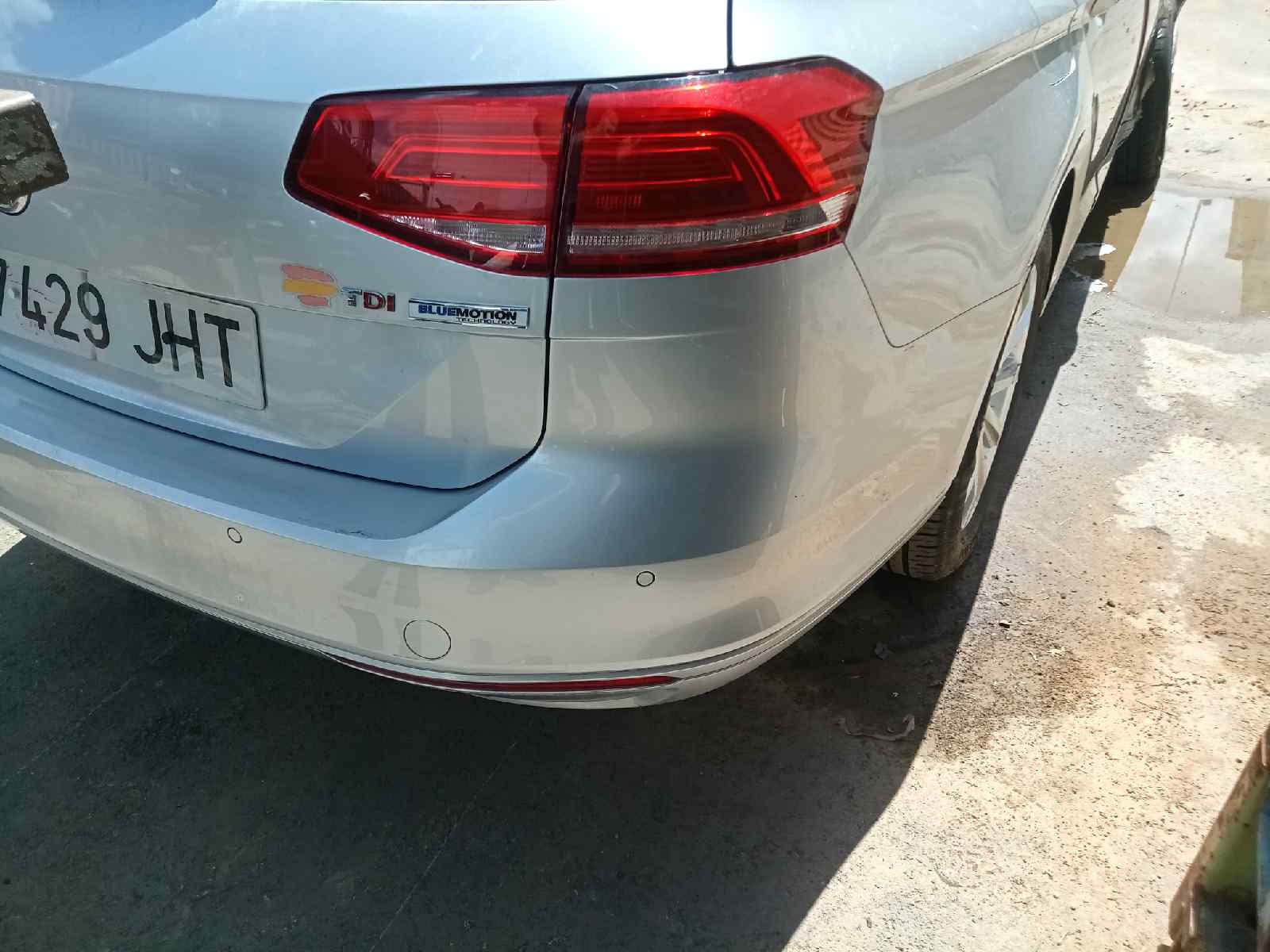 PARAGOLPES TRASERO VOLKSWAGEN PASSAT VARIANT (3G5) BlueMotion   |   05.15 - ...