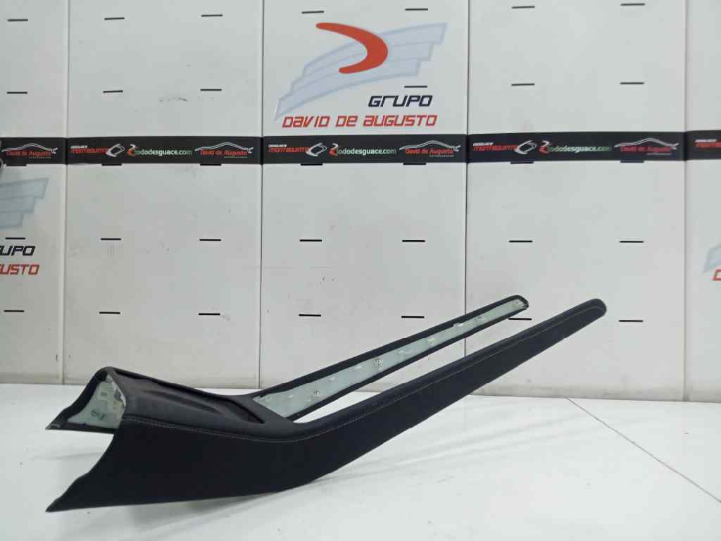 GUARNECIDO CONSOLA CENTRAL TESLA MODEL 3 BEV LONG RANGE AWD