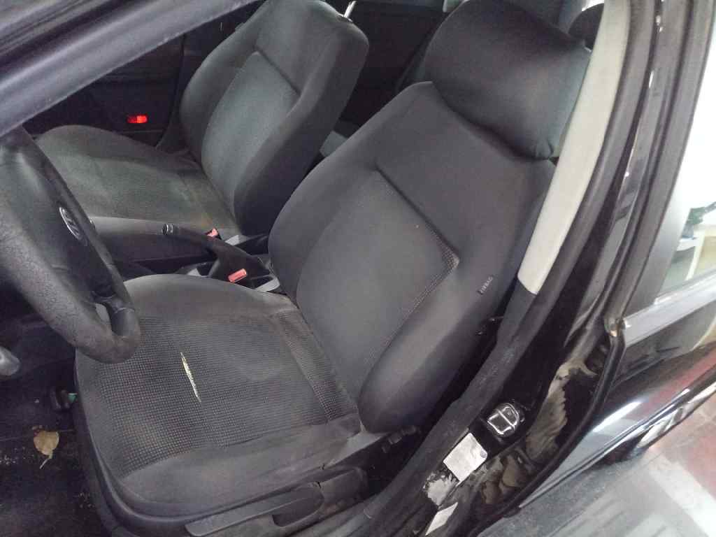 VOLKSWAGEN POLO (9N3) Advance   |   04.05 - 12.06