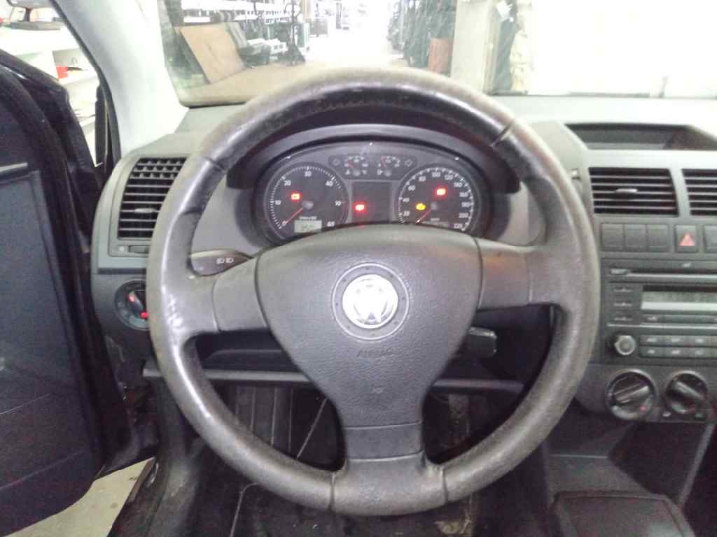 VOLKSWAGEN POLO (9N3) Advance   |   04.05 - 12.06